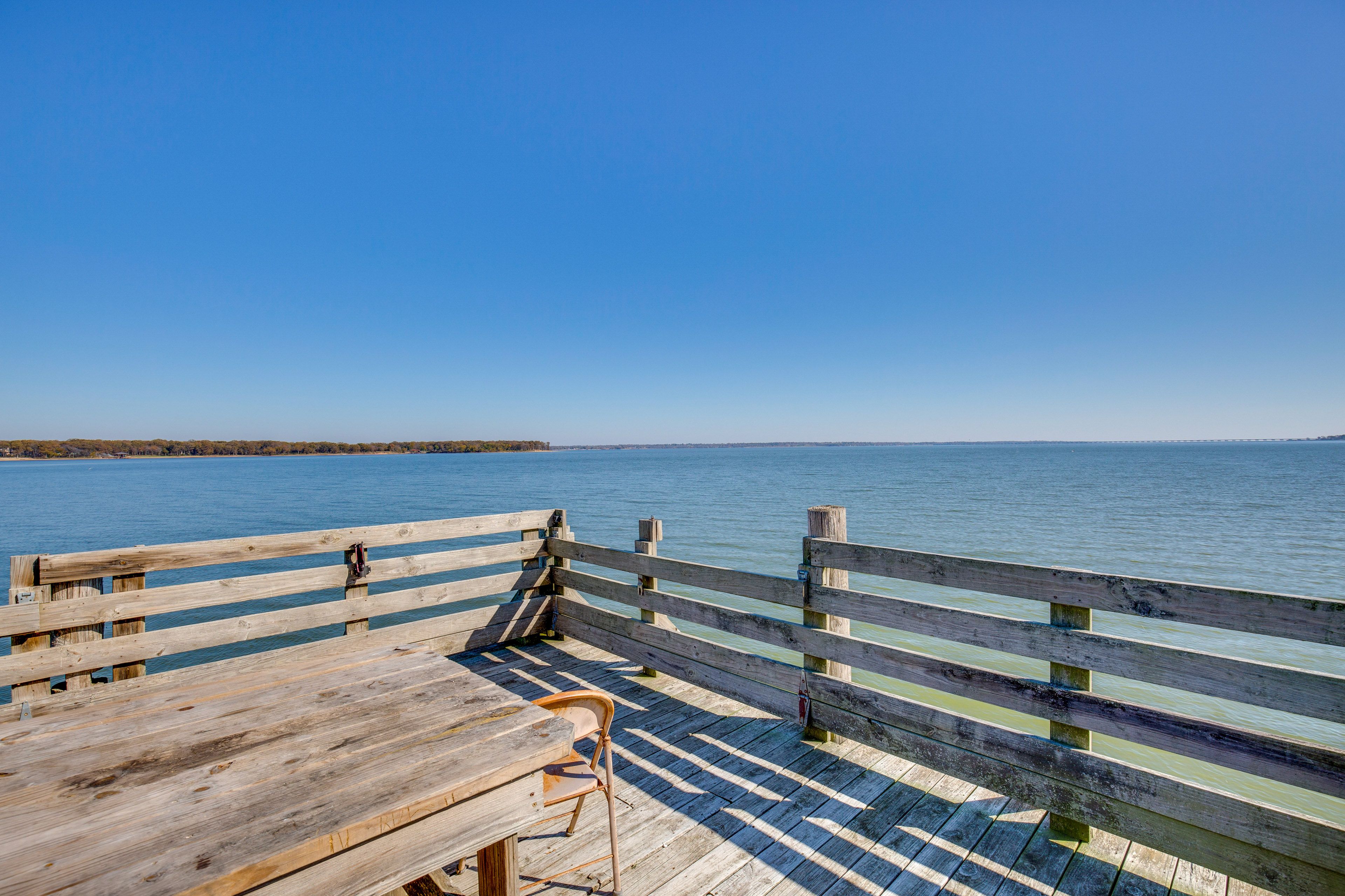 Shared Amenities | Fishing/Observation Pier