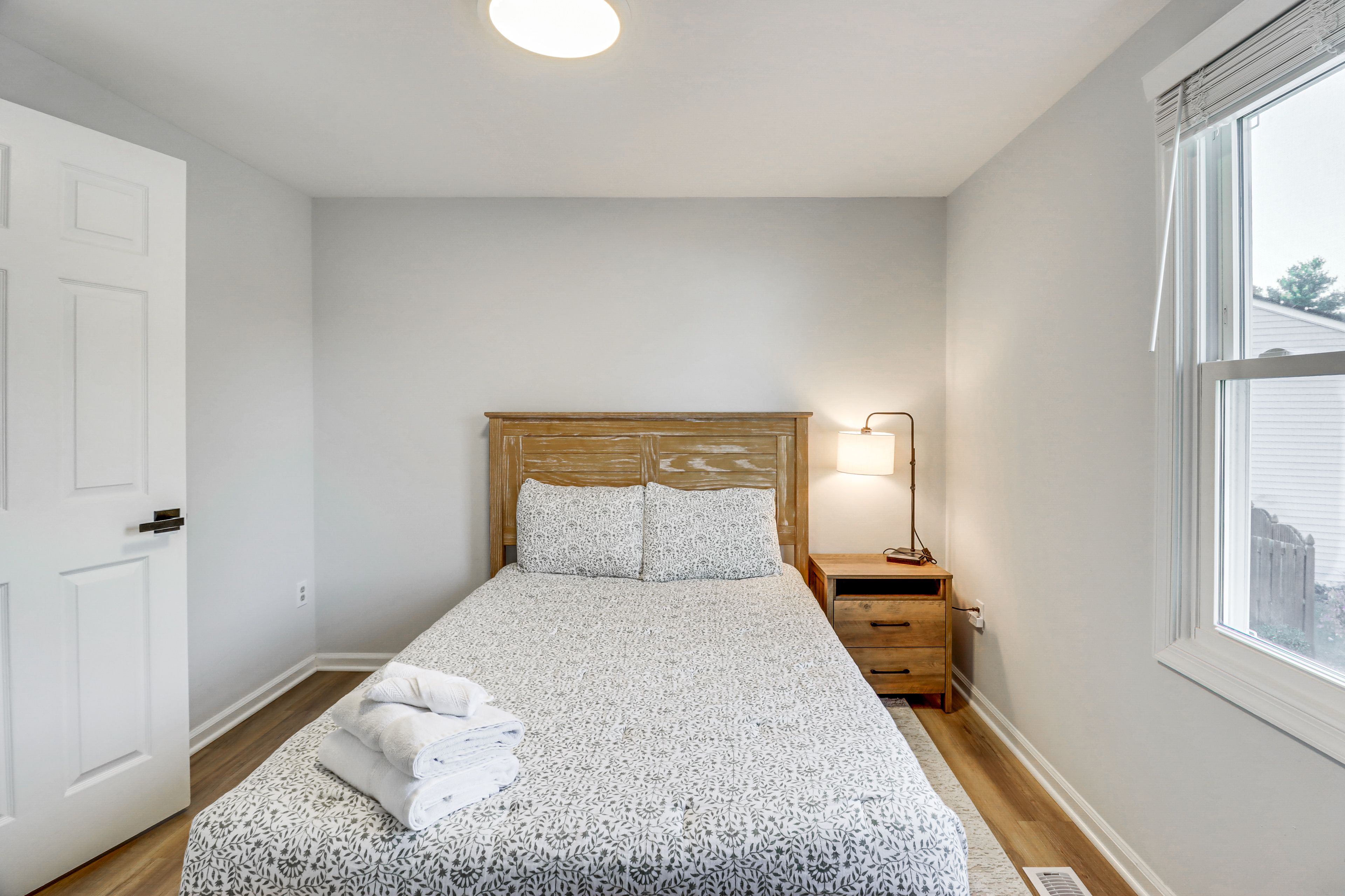 Bedroom 2 | Full Bed | Upper Level