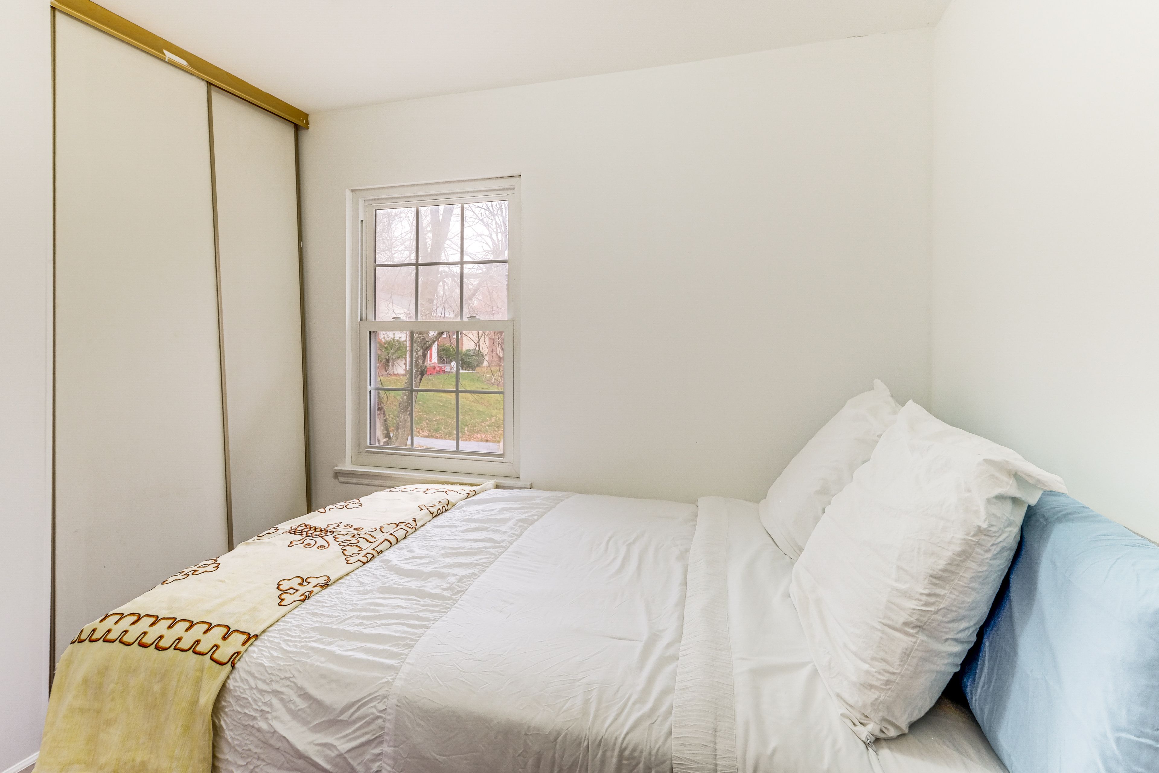 Bedroom 4 | 2nd Floor | Queen Bed