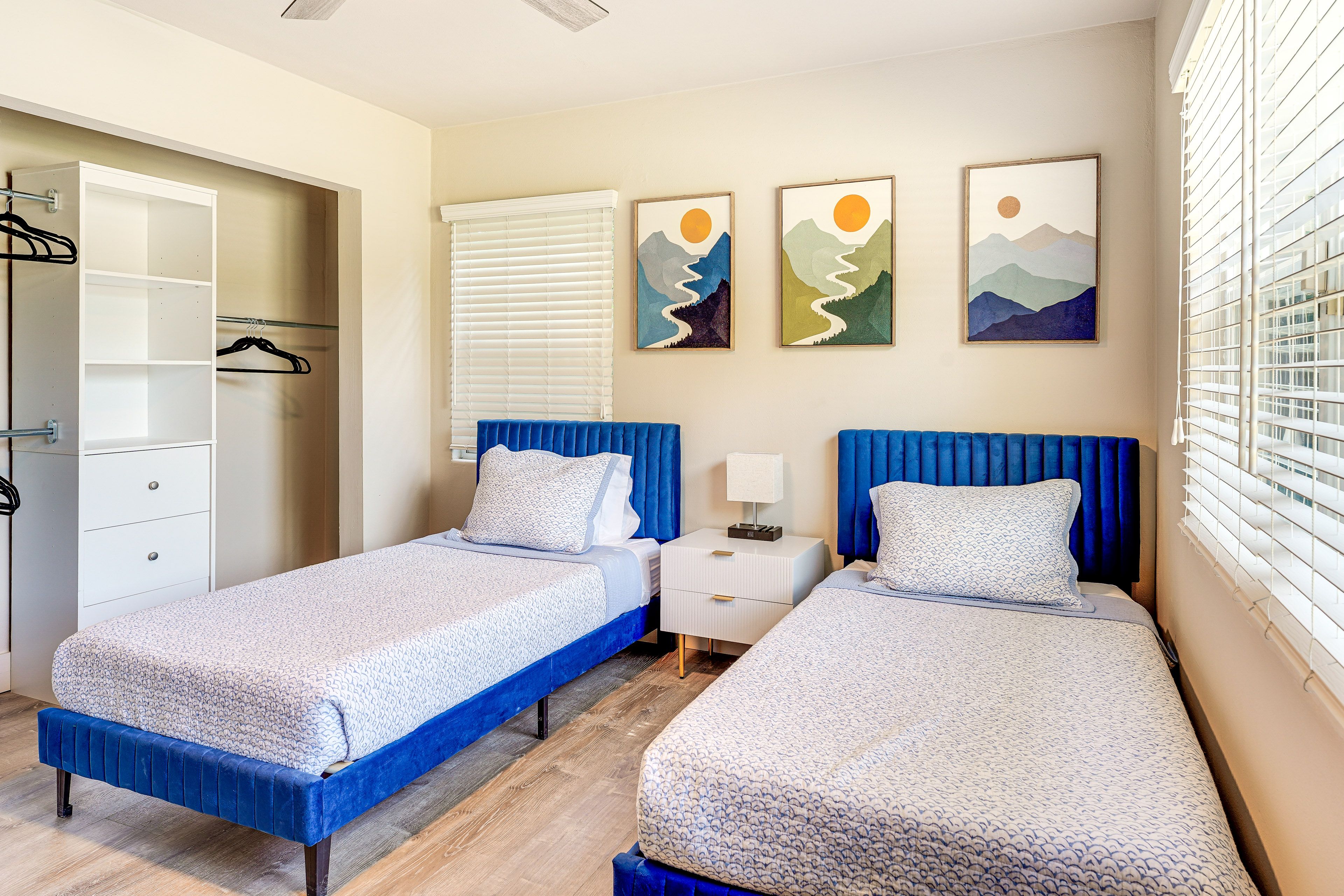 Bedroom 3 | 2 Twin Beds