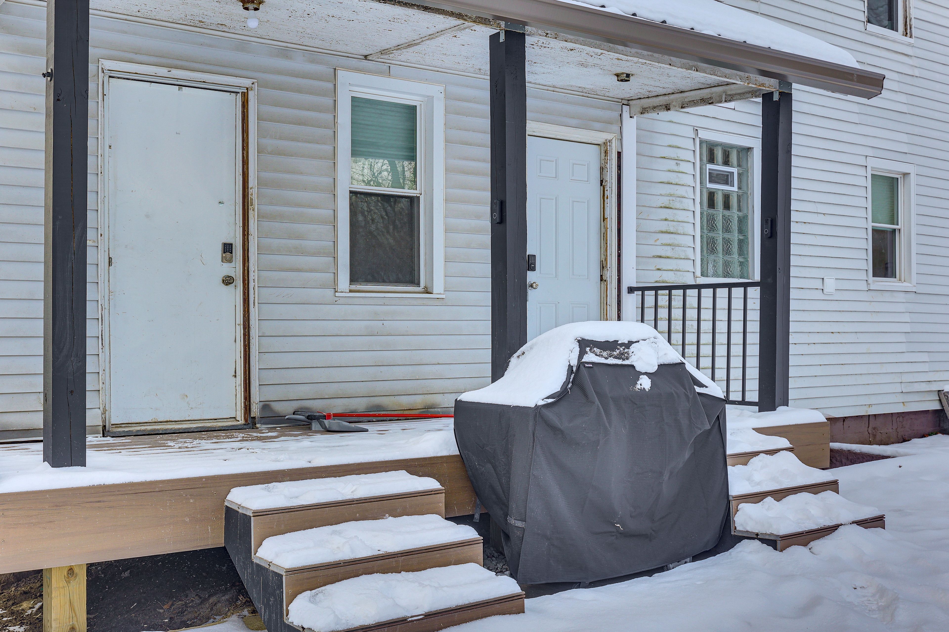 Property Exterior | Gas Grill