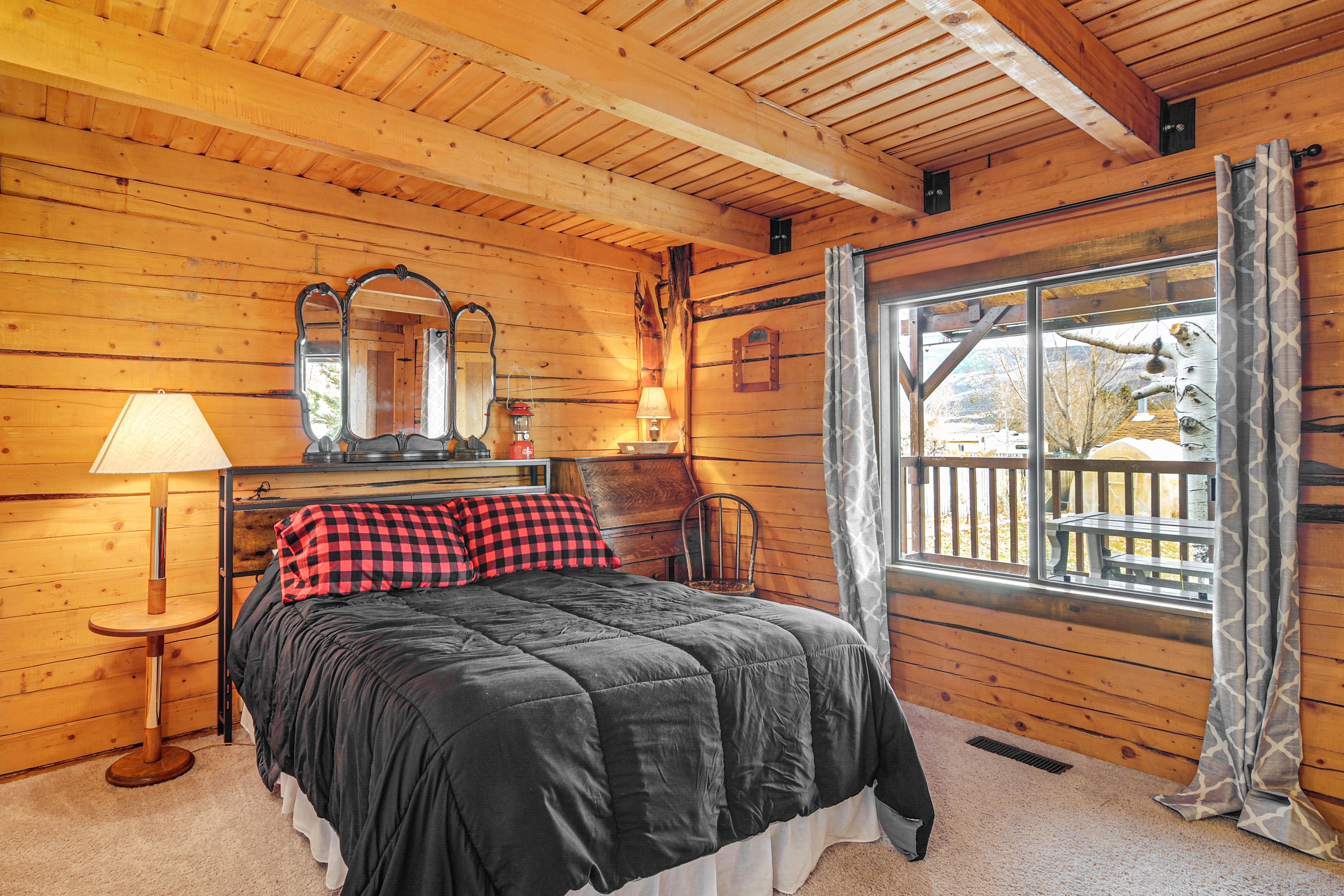 Bedroom 2 | King Bed | Main Level