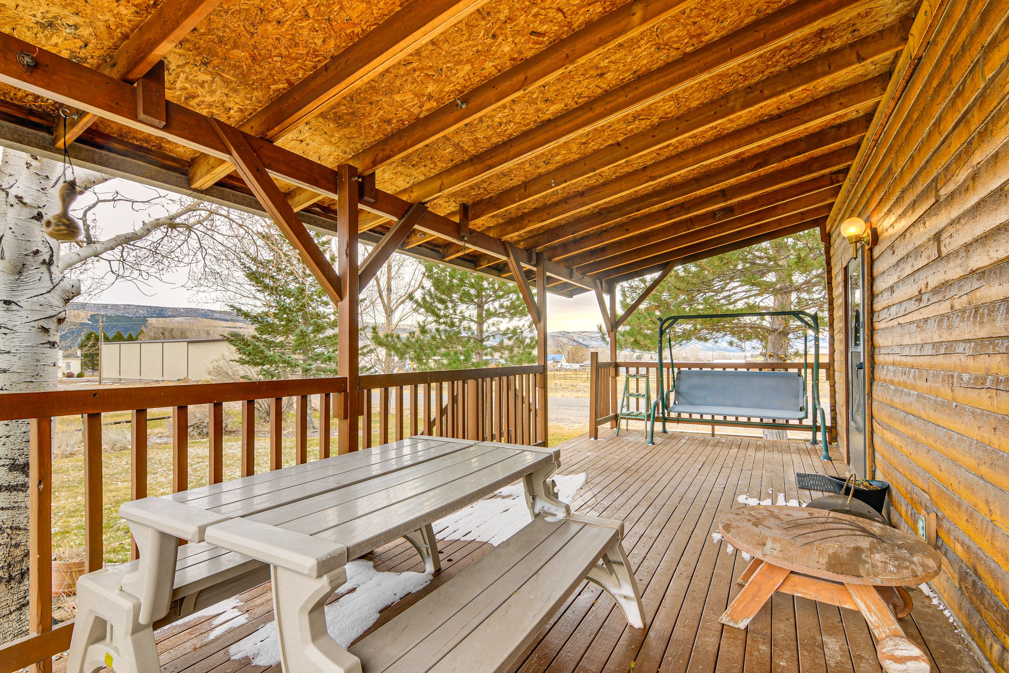 Covered Deck | Gas Grill | Mountain Views
