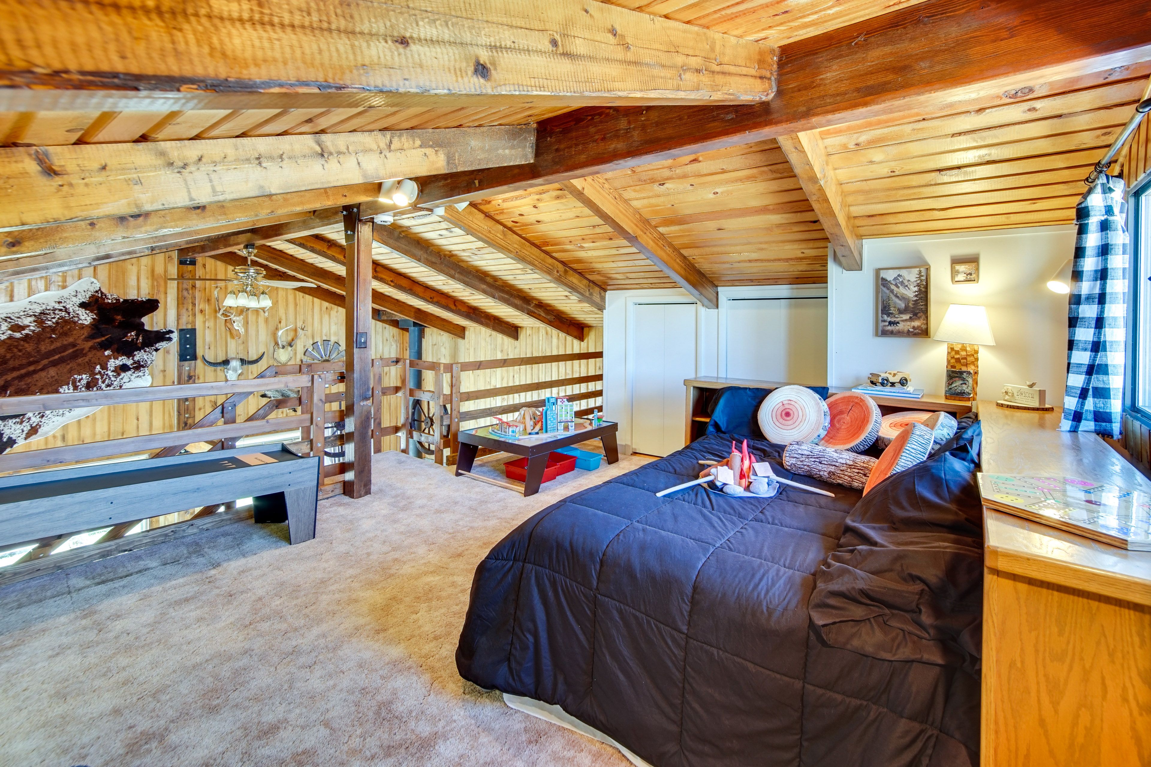 Loft | Full Bed | 3 Twin Fold-Out Floor Beds | Upper Level