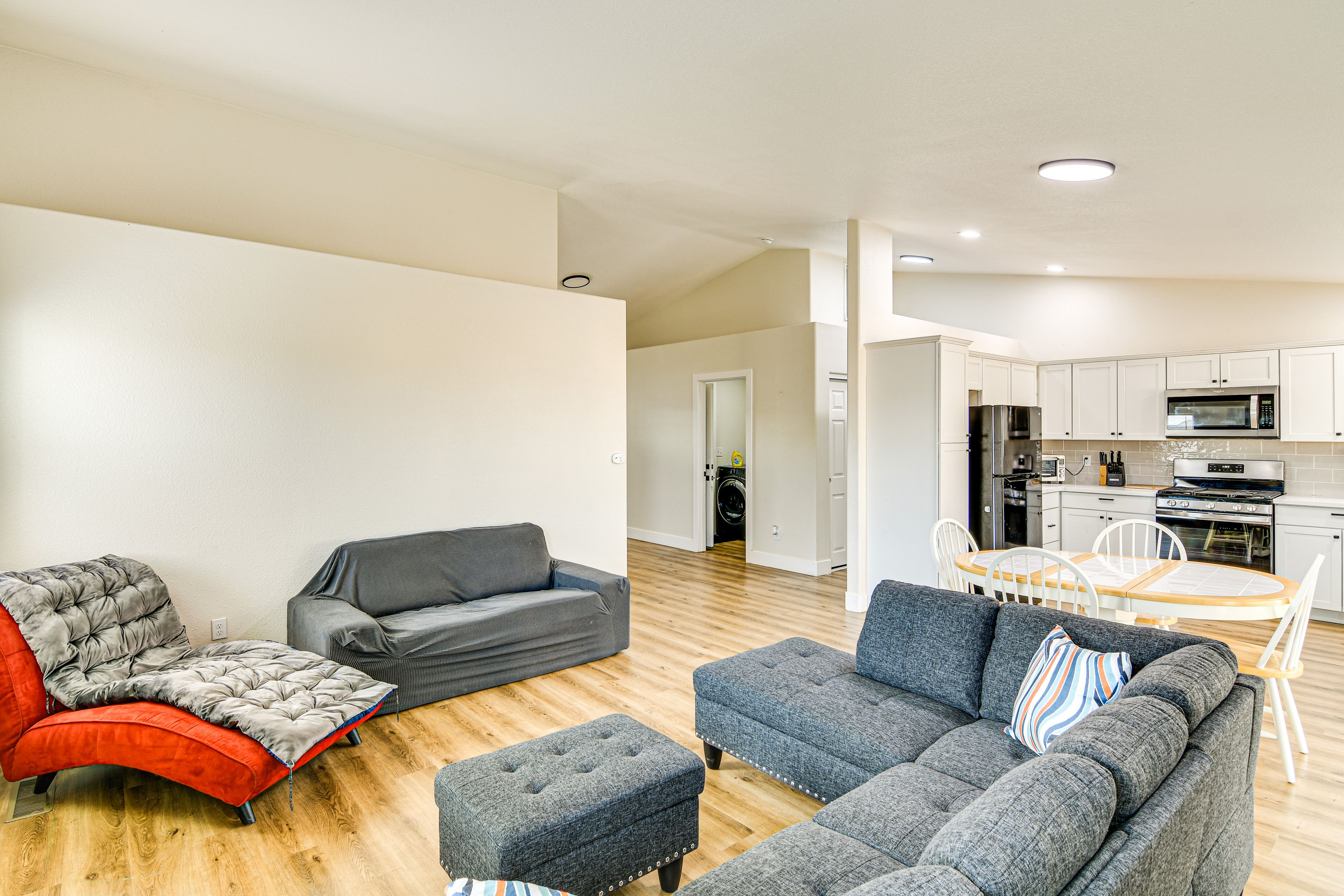 Fernley Vacation Rental | 3BR | 2BA | 1,250 Sq Ft | 2 Steps Required to Enter