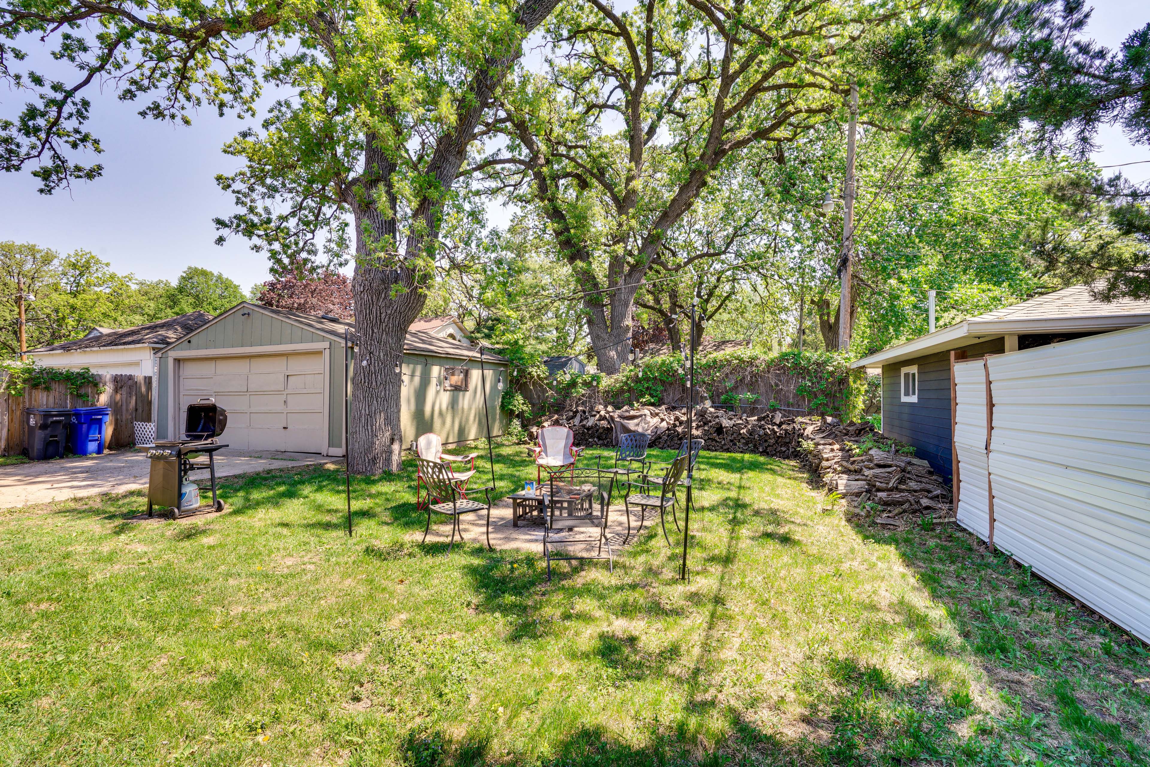 Backyard | Fire Pit