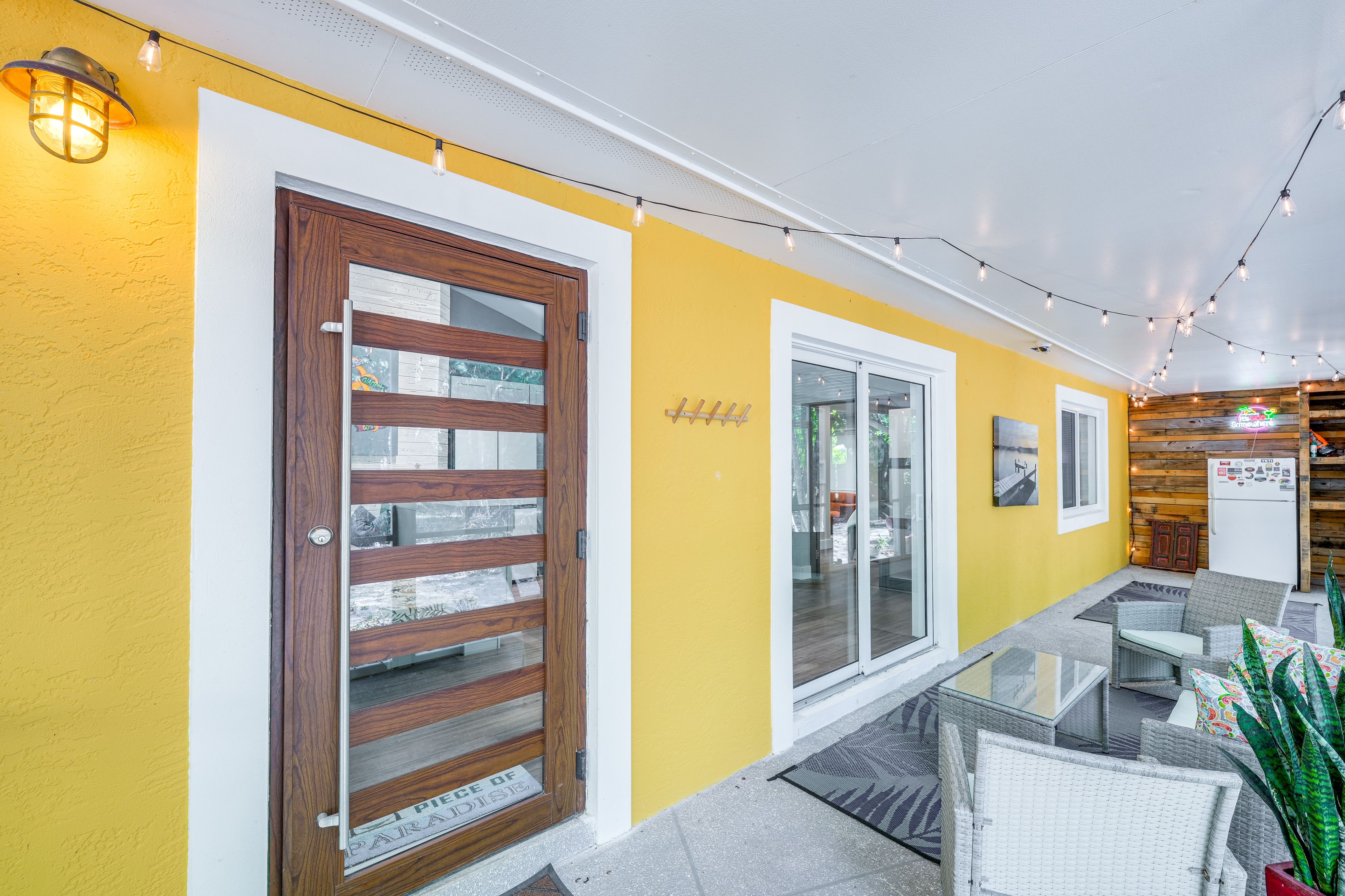 Screened-In Porch