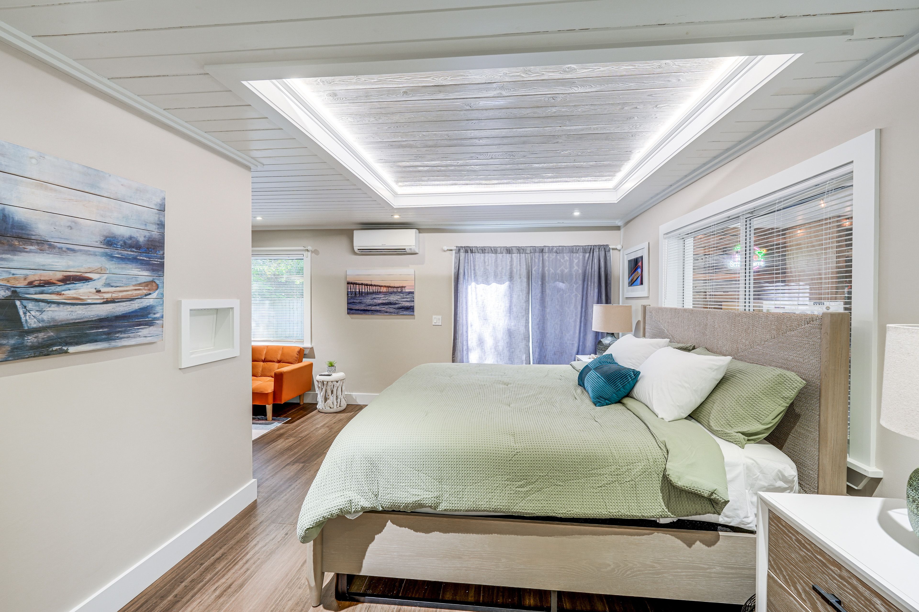 Bedroom 1 | King Bed | En-Suite Bathroom | Walk-In Closet | Smart TV