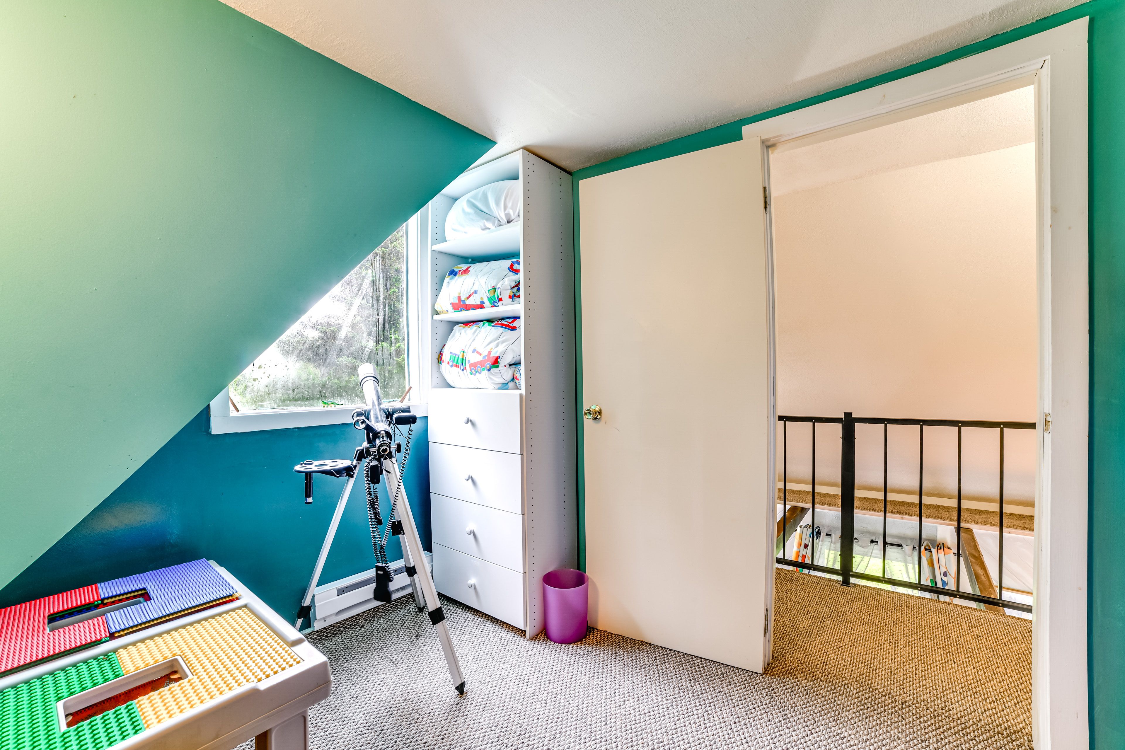 Bedroom 3 | Stargazing Telescope | Lego Table