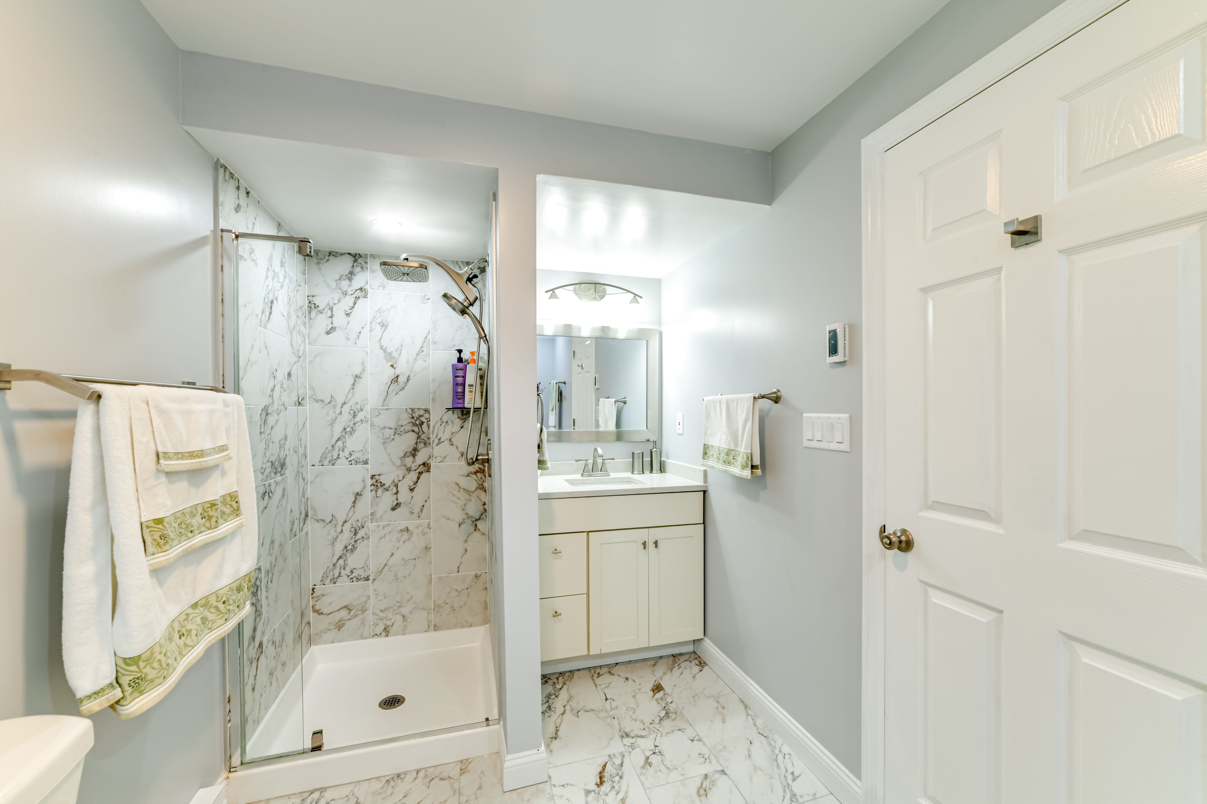 En-Suite Bathroom | 1st Floor | Towels Provided