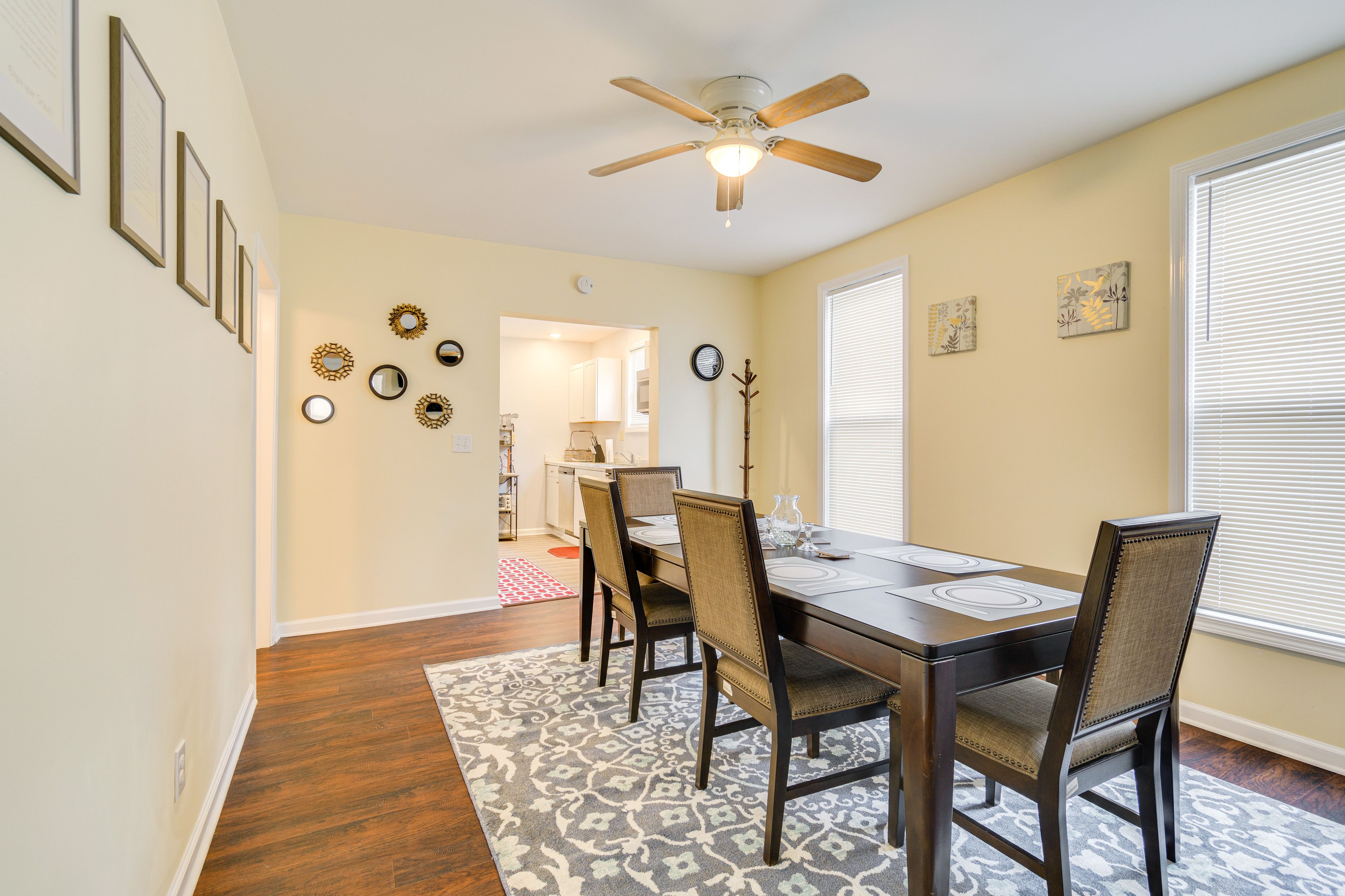 Dining Area | Dishware & Flatware Provided