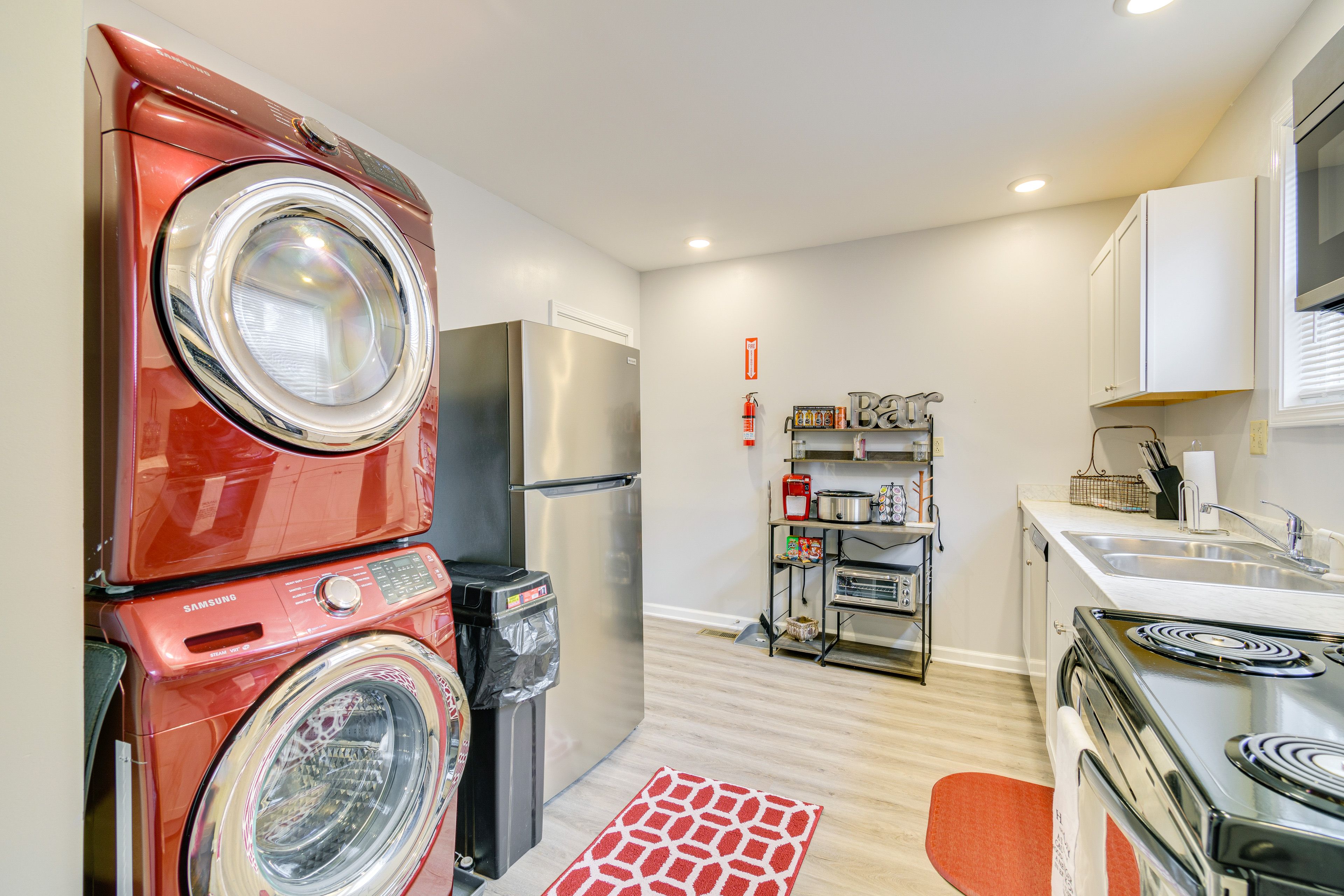 Kitchen | Washer & Dryer