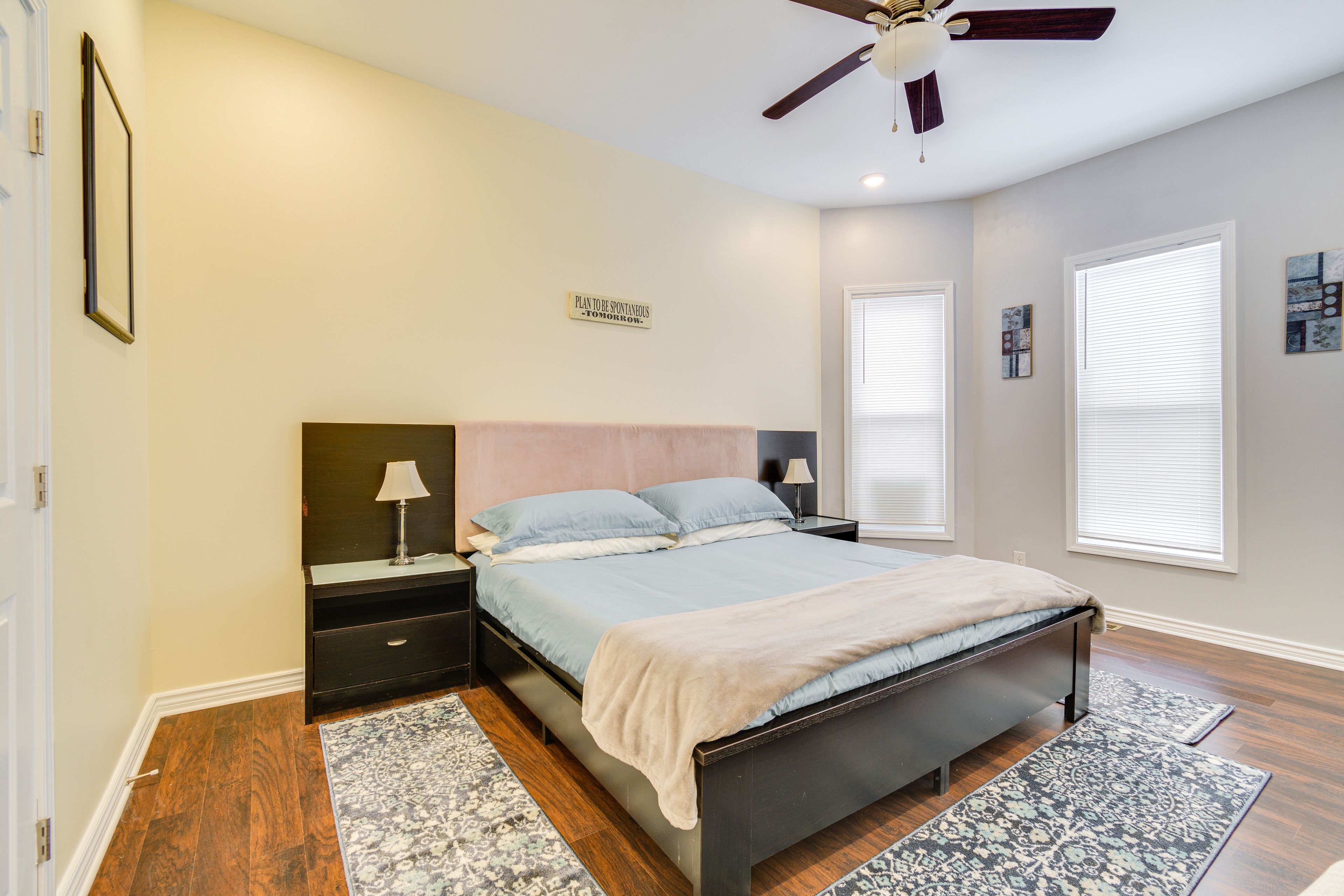 Bedroom 1 | King Bed