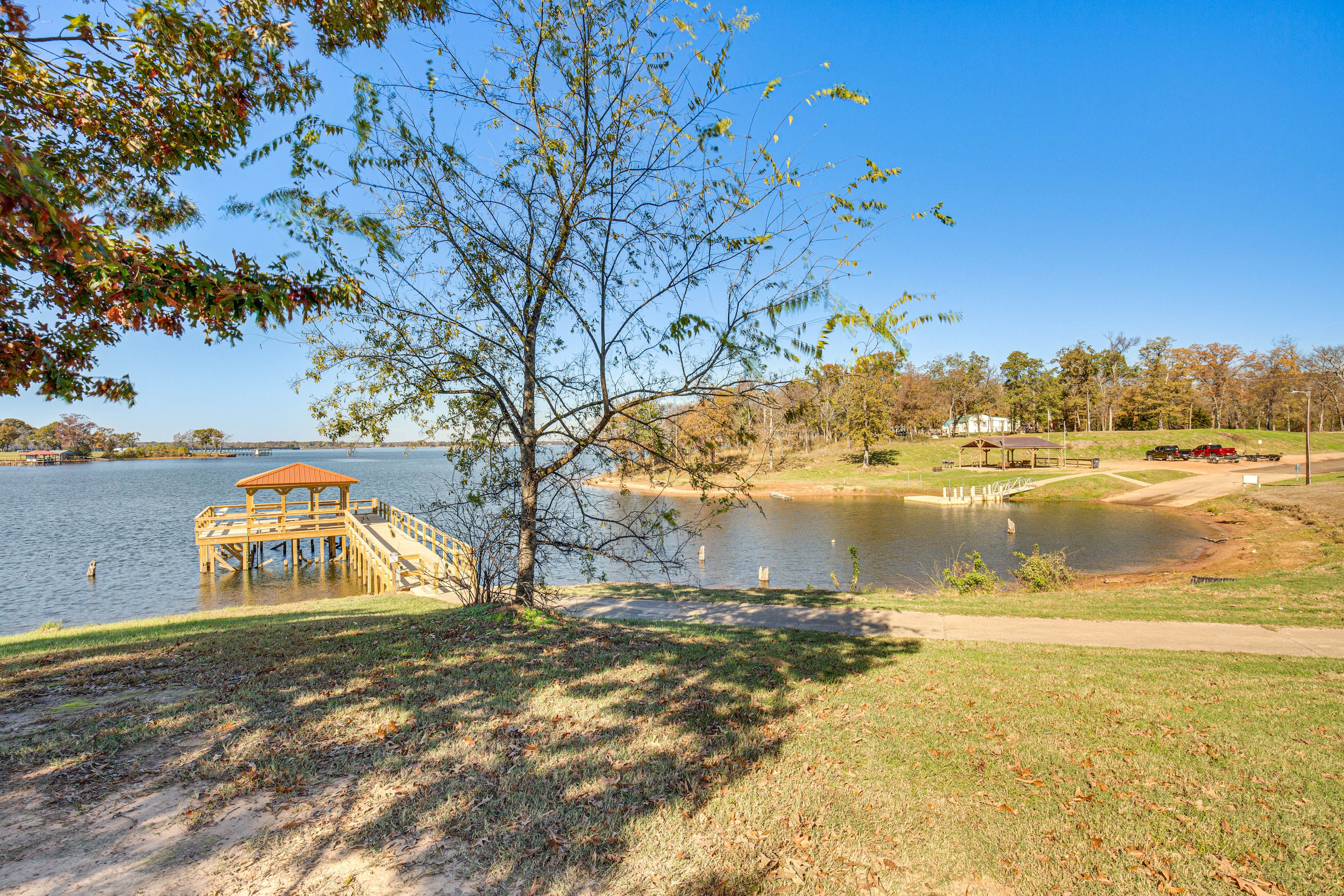 Access to Lake Fork