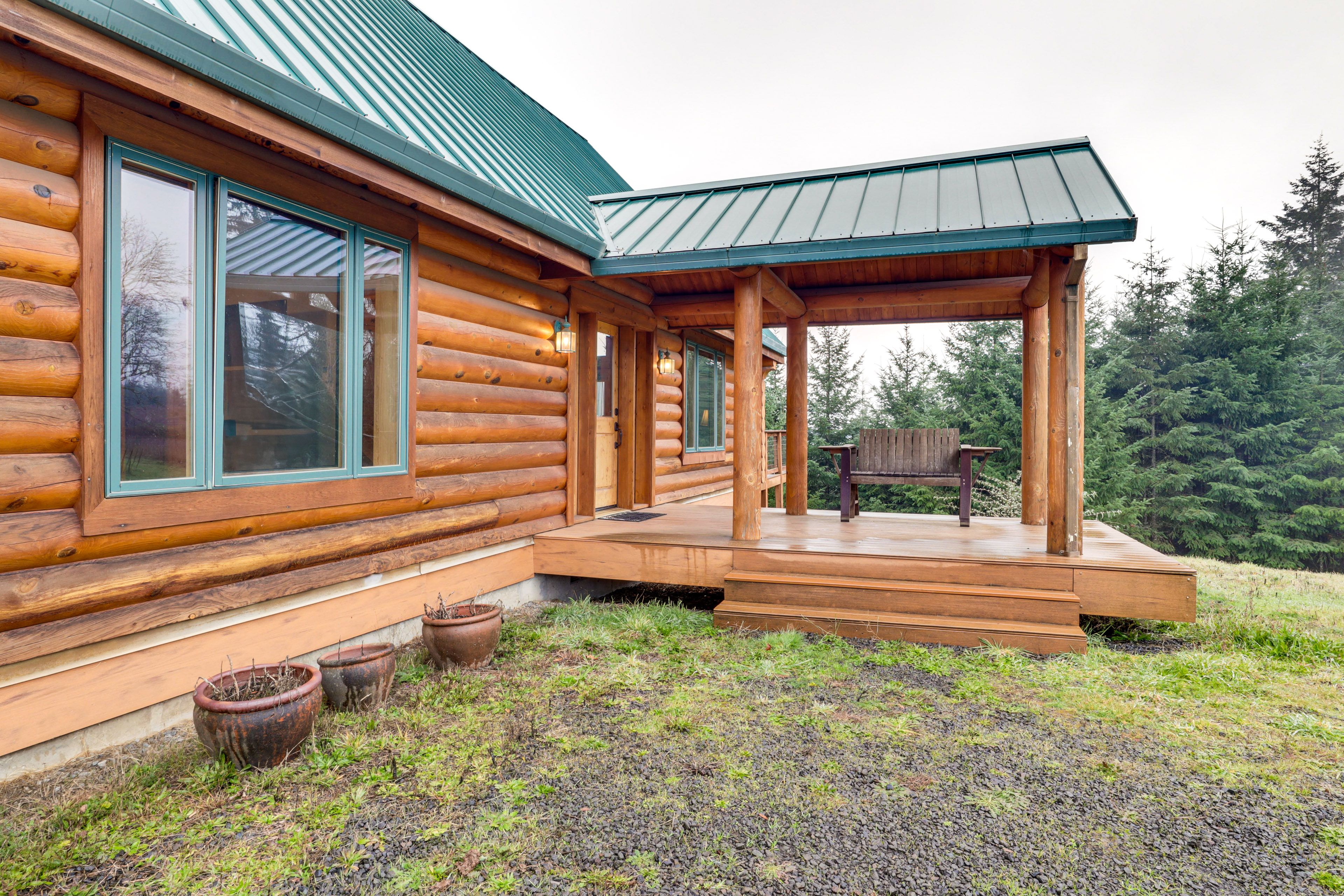 Front Patio | Private Entrance