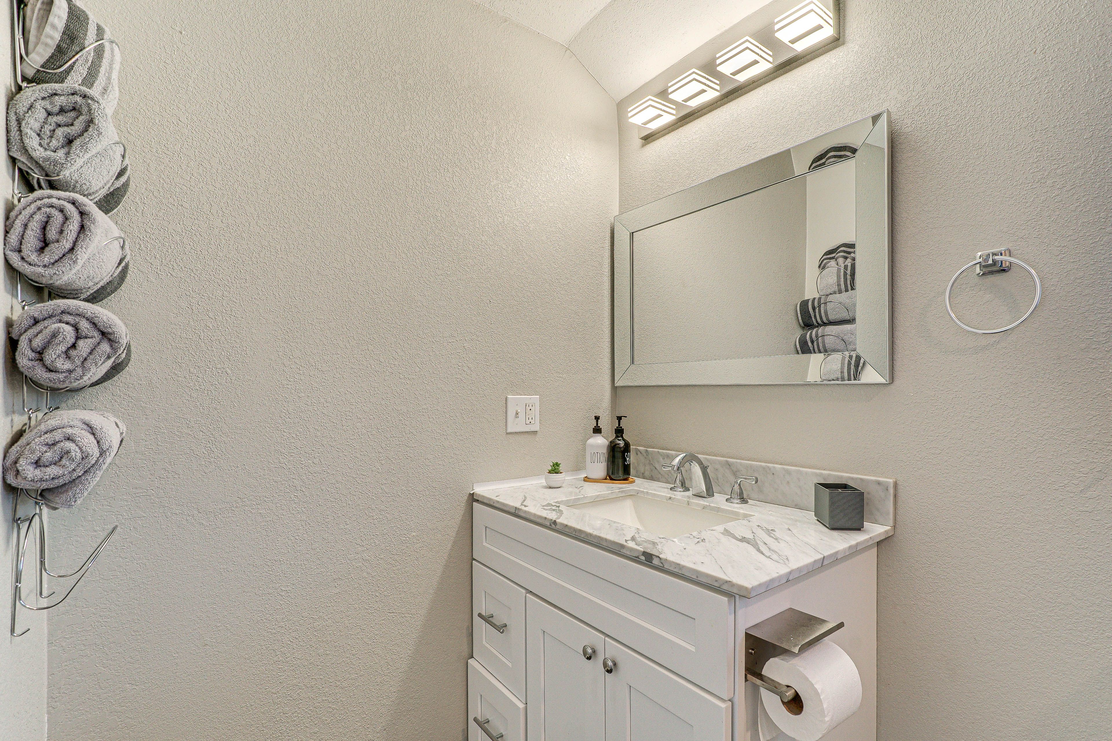 Full Bathroom