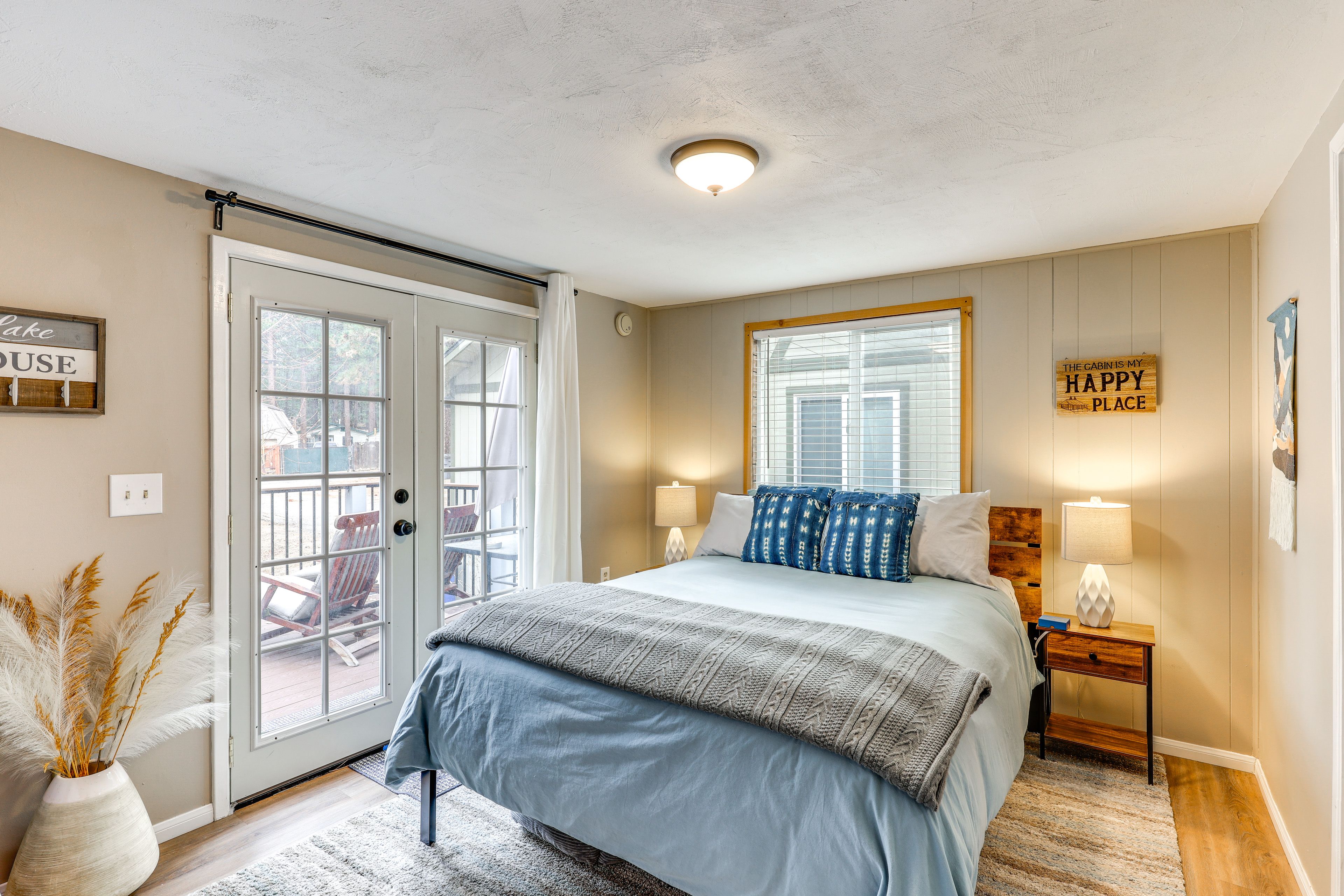 Bedroom 1 | 1st Floor | King Bed | Queen Bed | Smart TV | Linens Provided