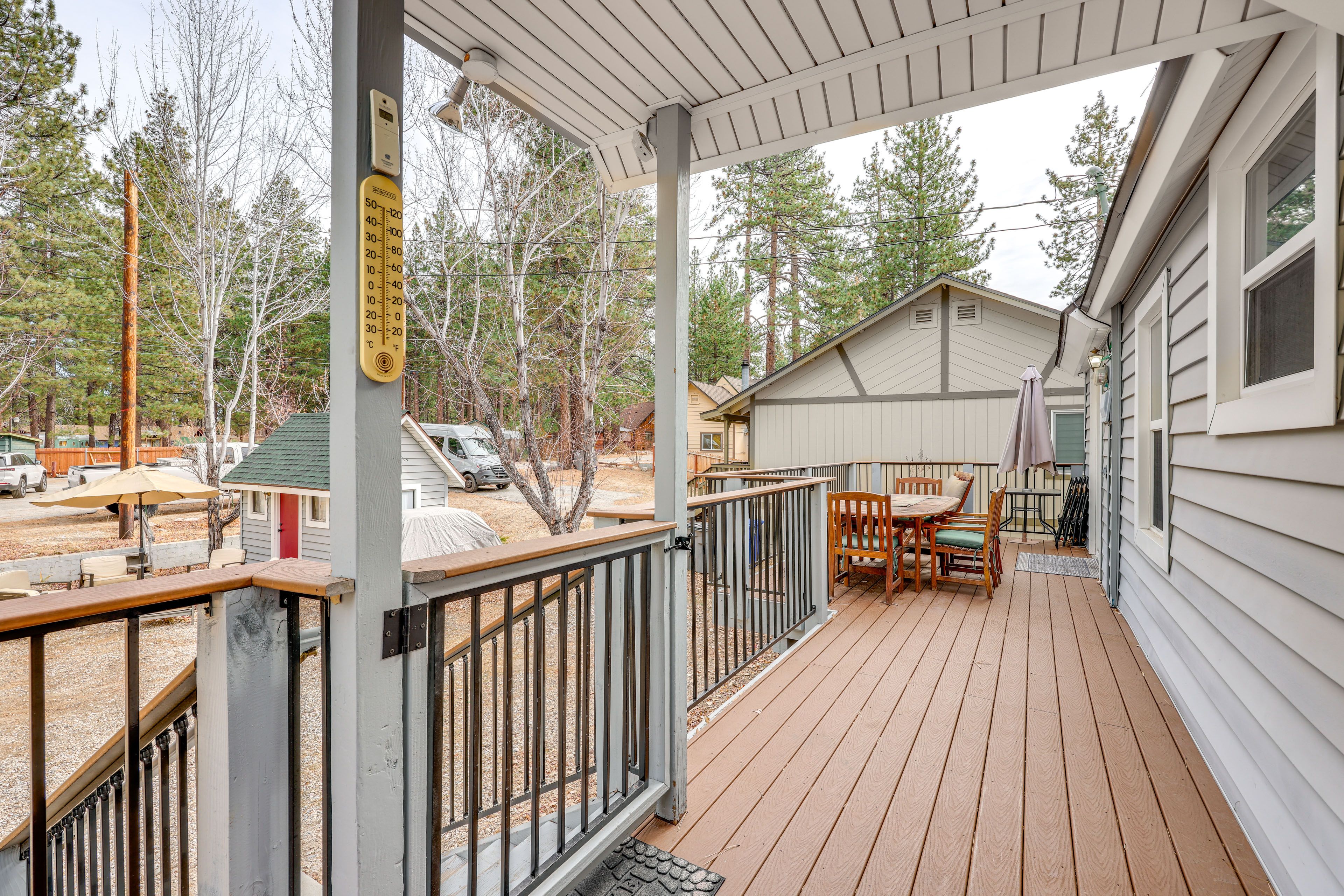 Deck | Main Entrance