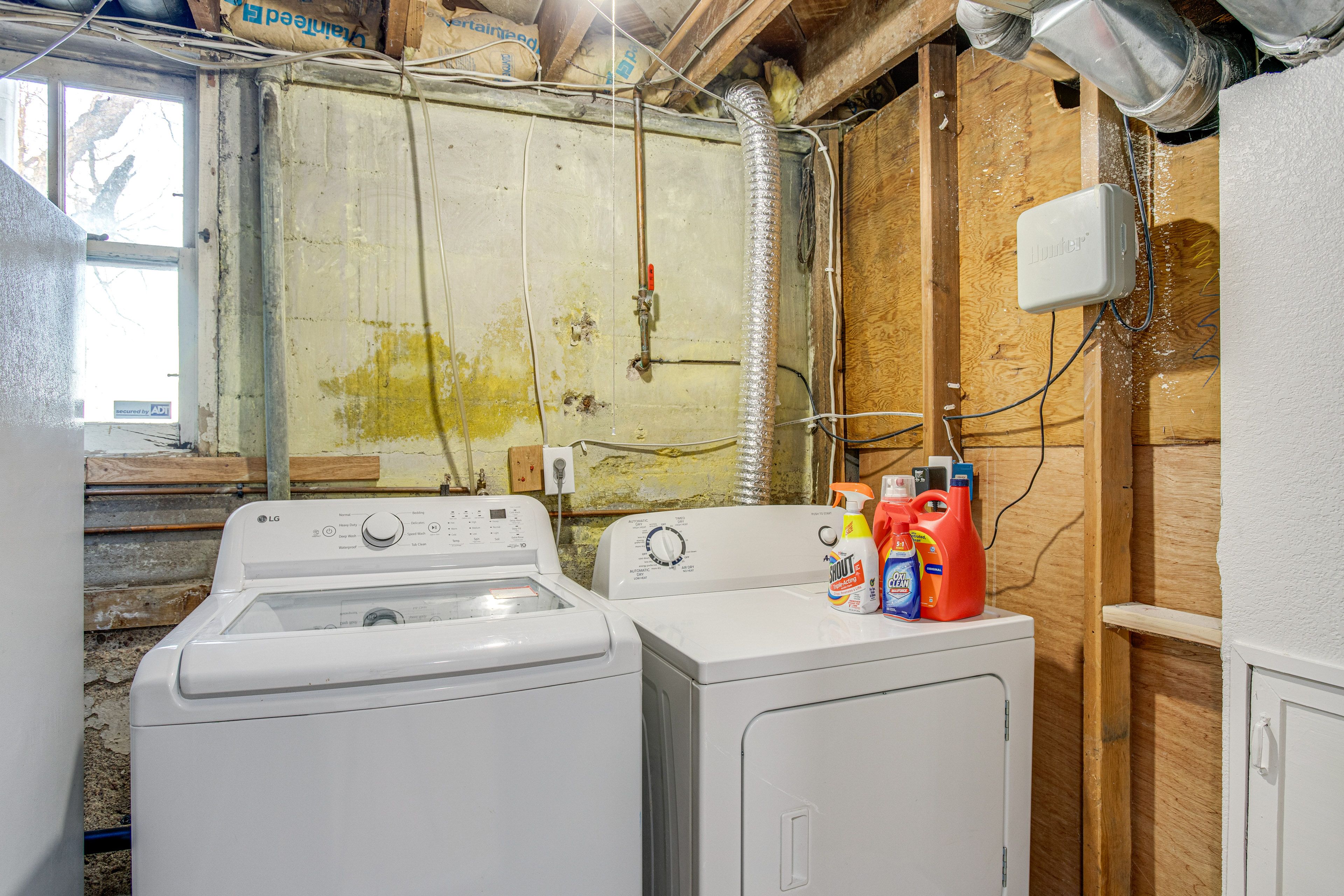 Laundry Room | Lower Level