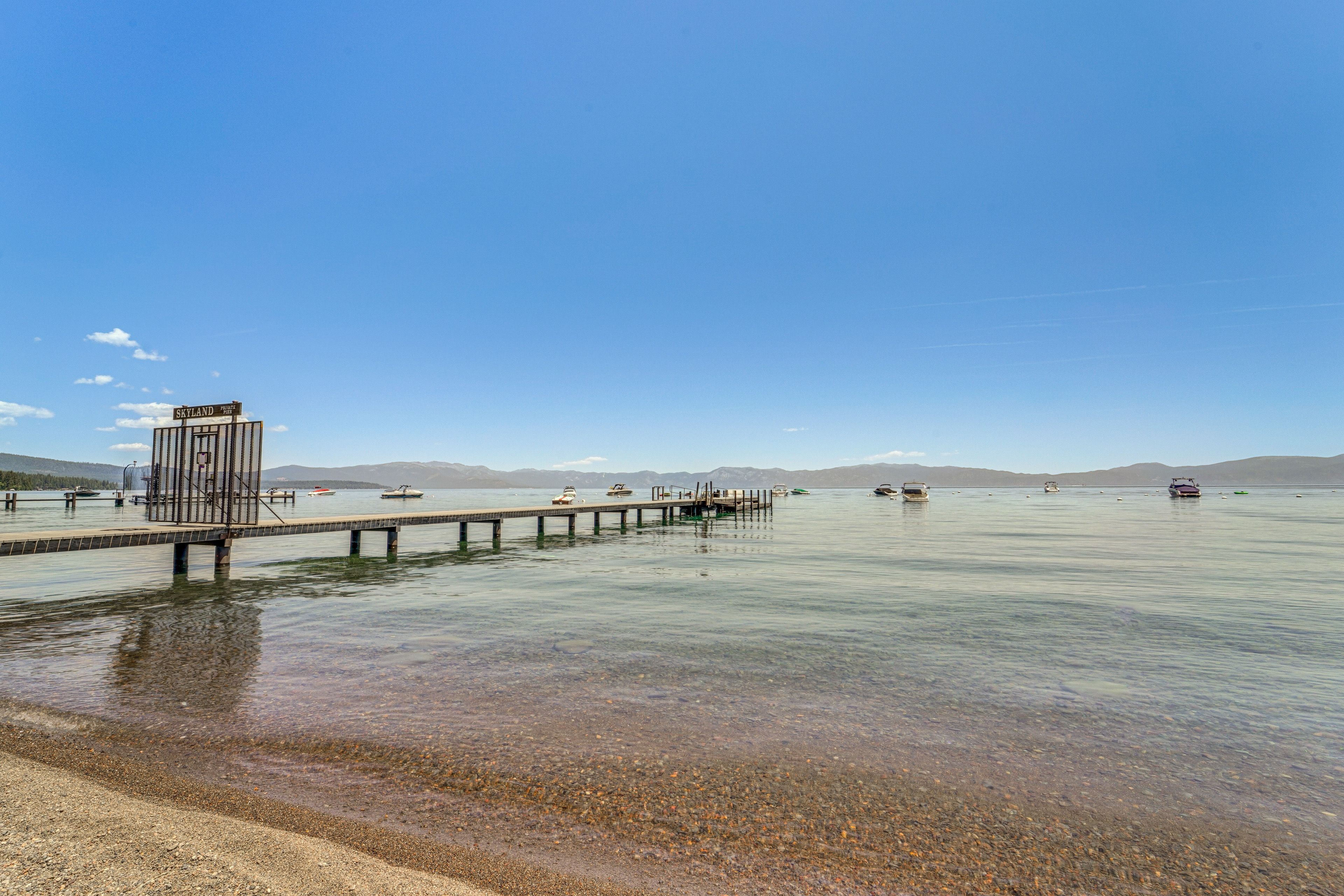Community Beach & Pier