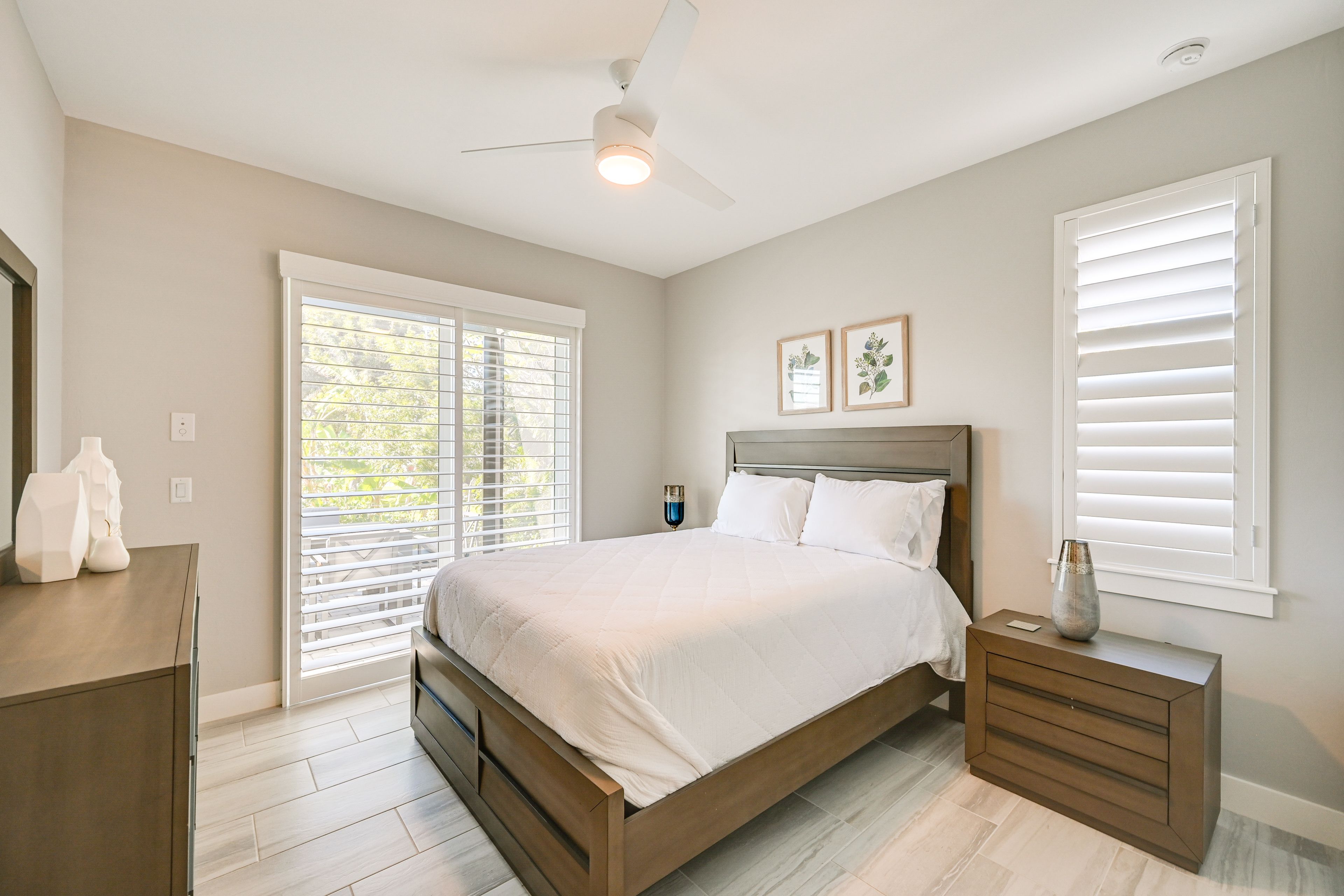 Bedroom 3 | Queen Bed