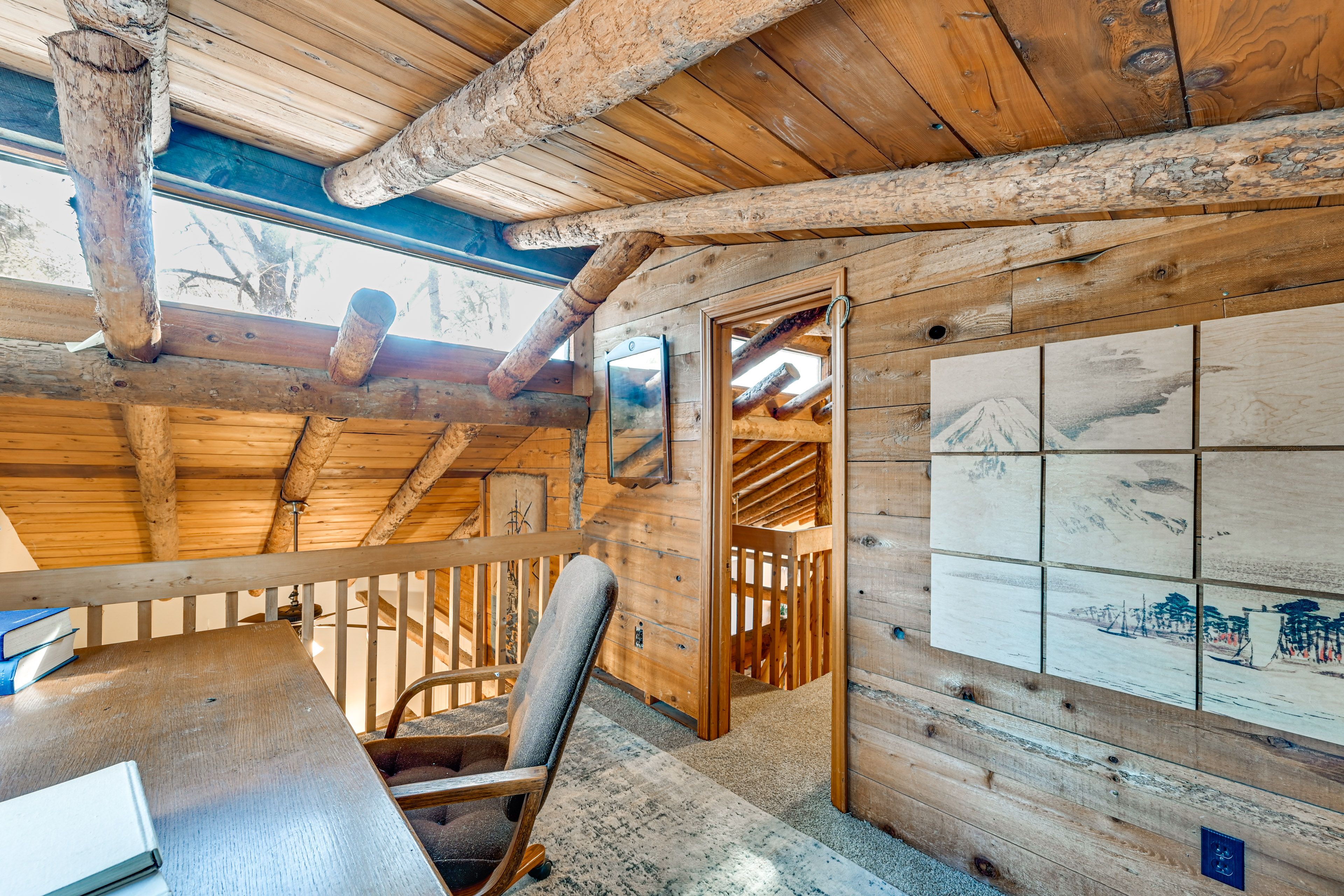 Office | Free WiFi | 2nd Floor