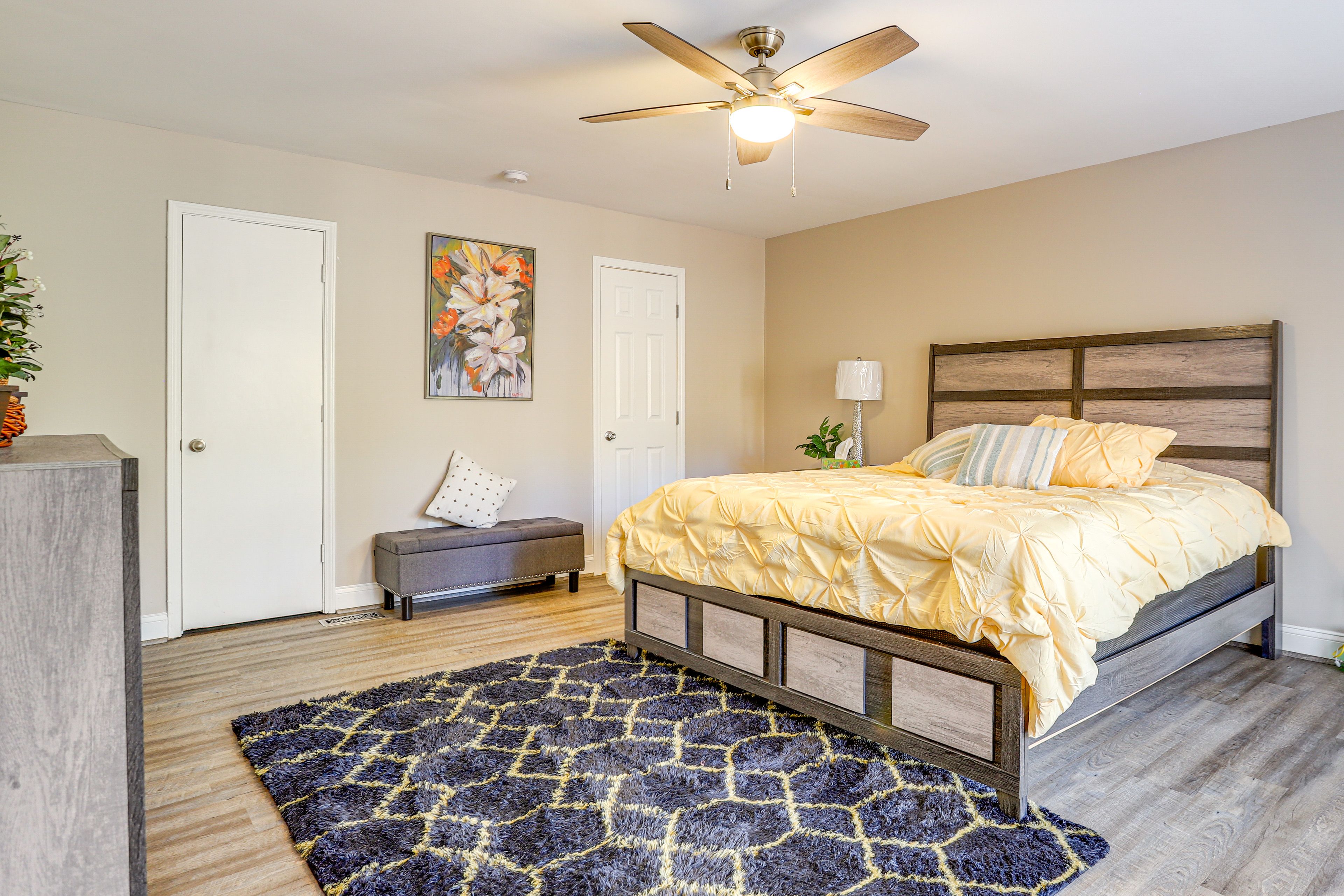 Bedroom 1 | Upper Level | King Bed | Linens Provided