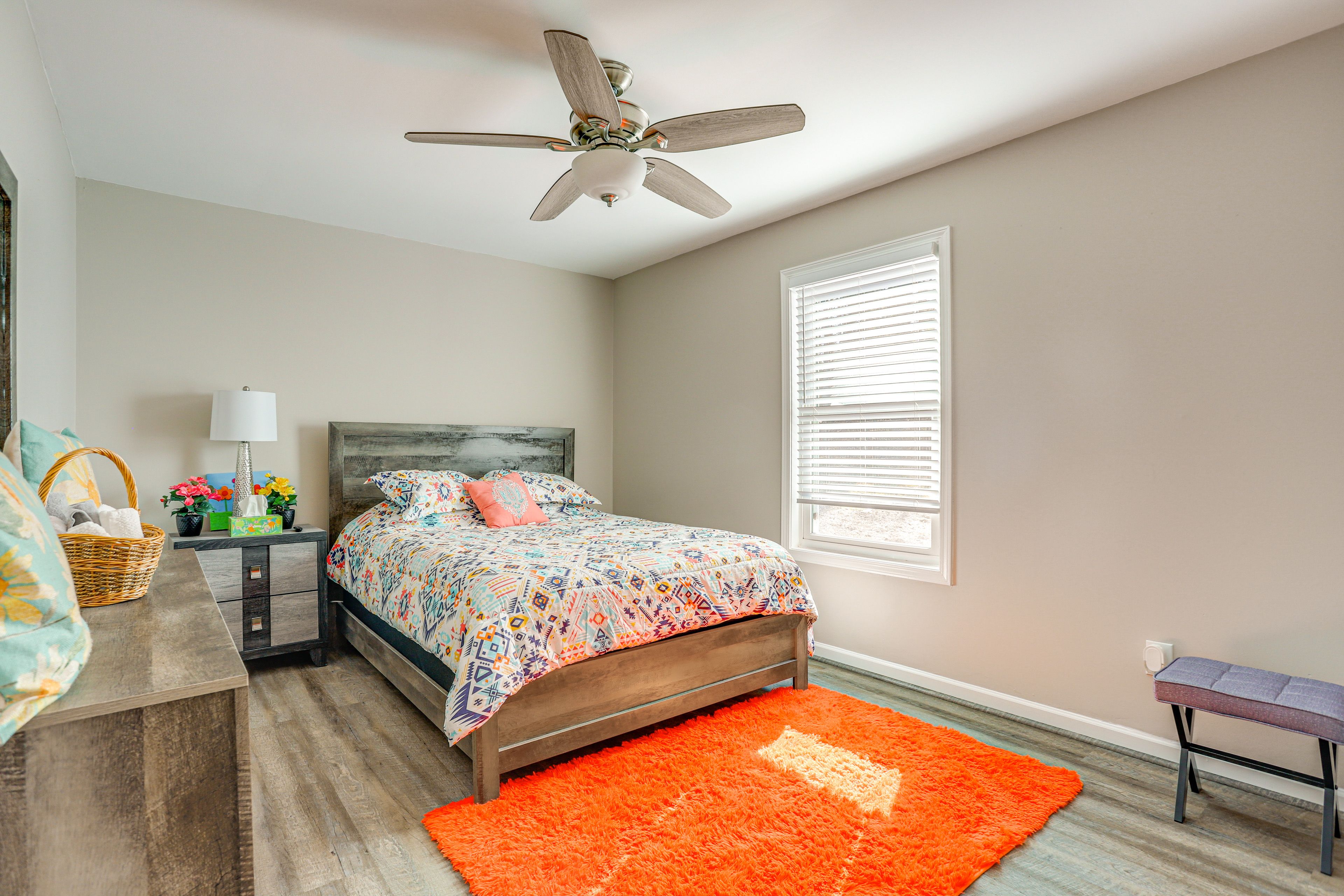 Bedroom 2 | Upper Level | Queen Bed | Linens Provided