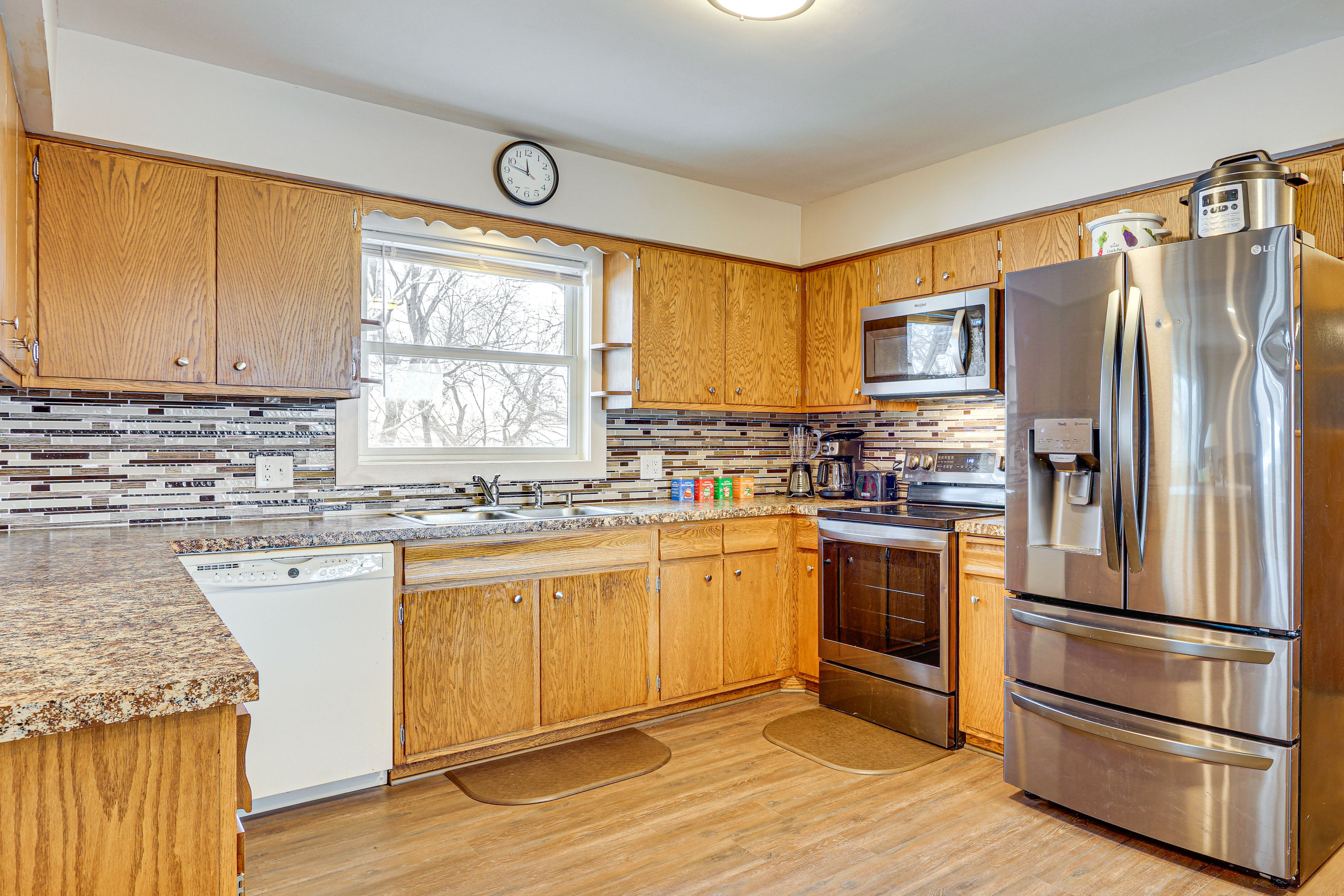 Kitchen | Cooking Basics | Drip Coffee Maker | Blender | Main Level