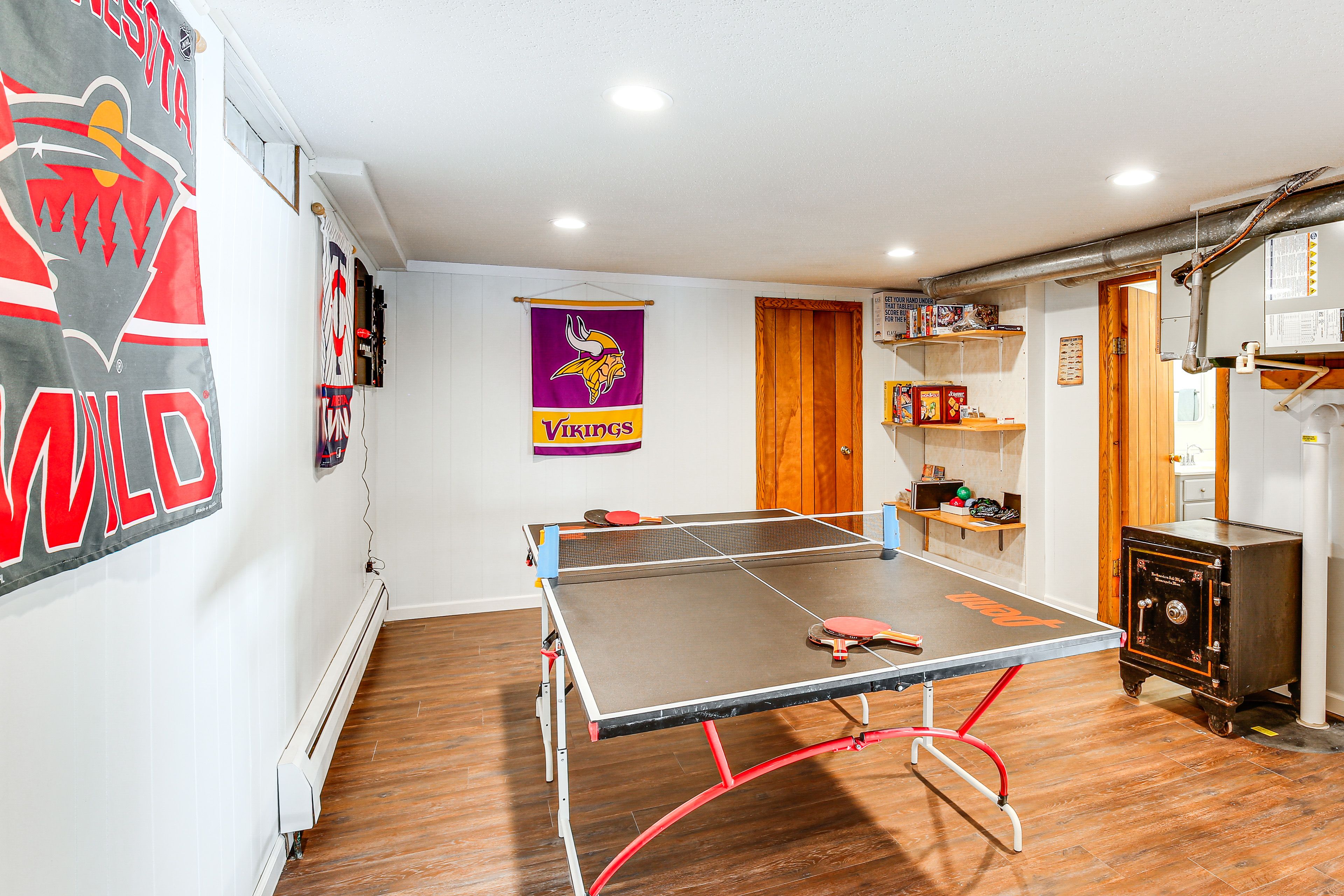 Game Room | Ping-Pong Table | Board Games