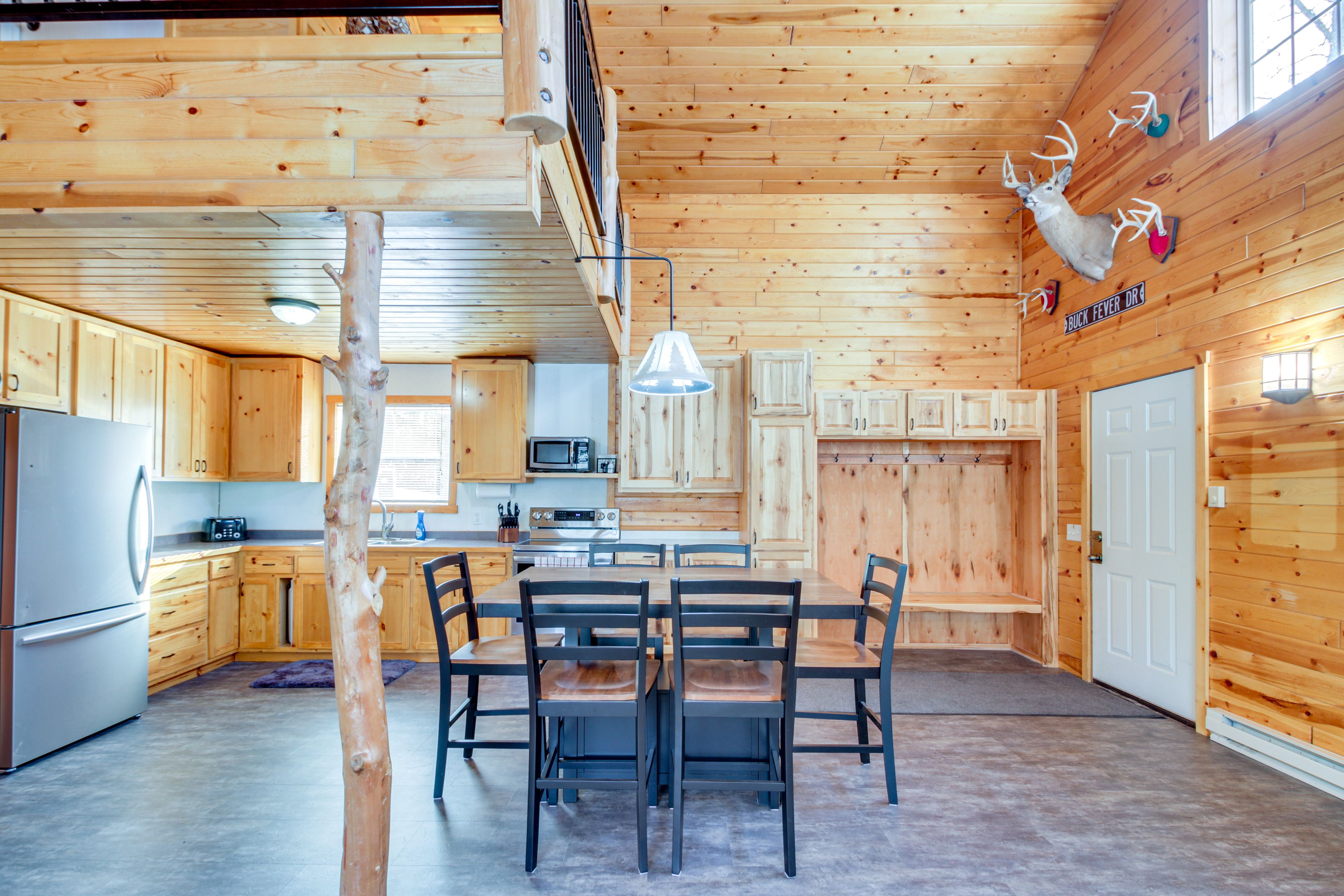 Dining Area | 1st Floor