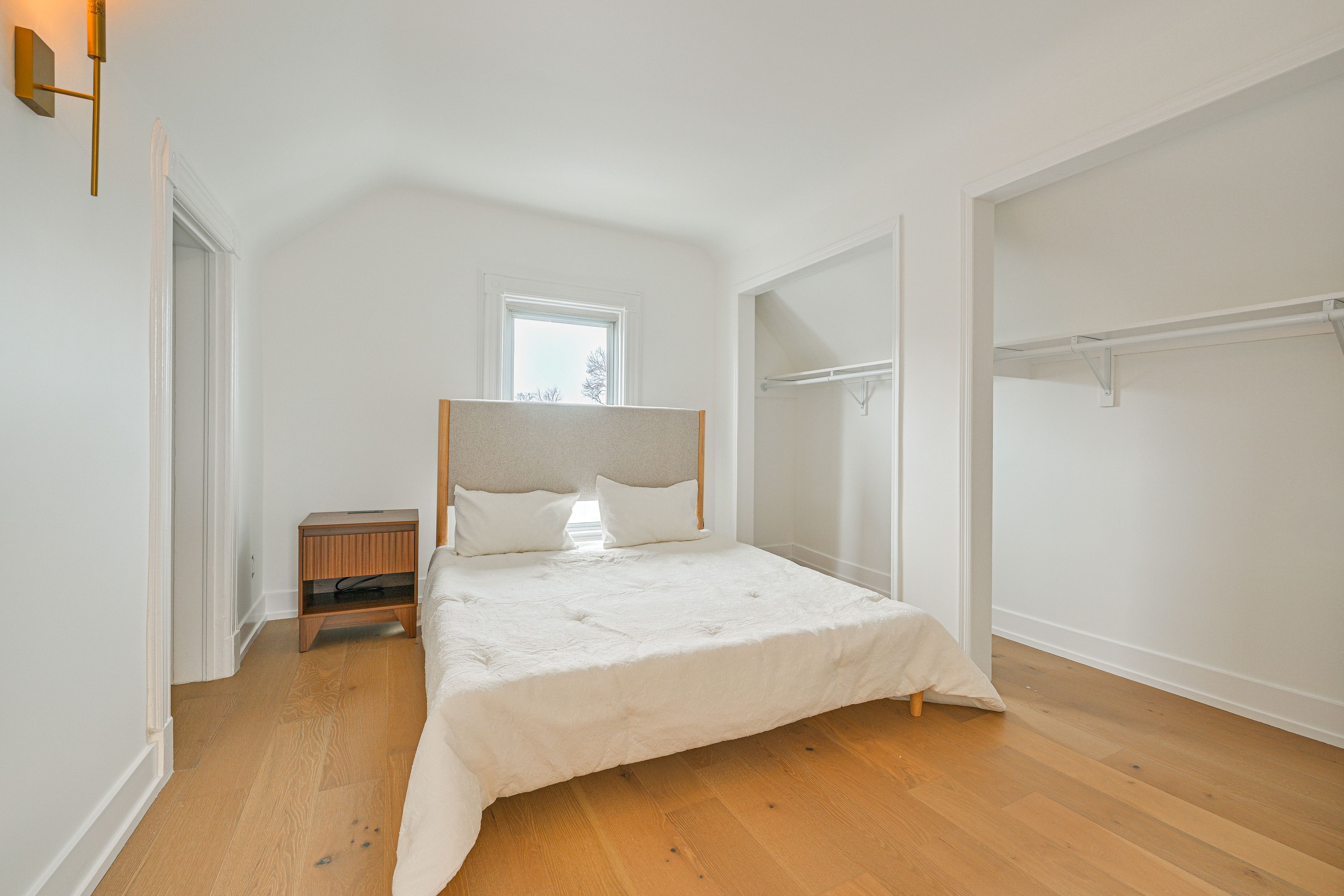 Bedroom 3 | Queen Bed | Top Floor