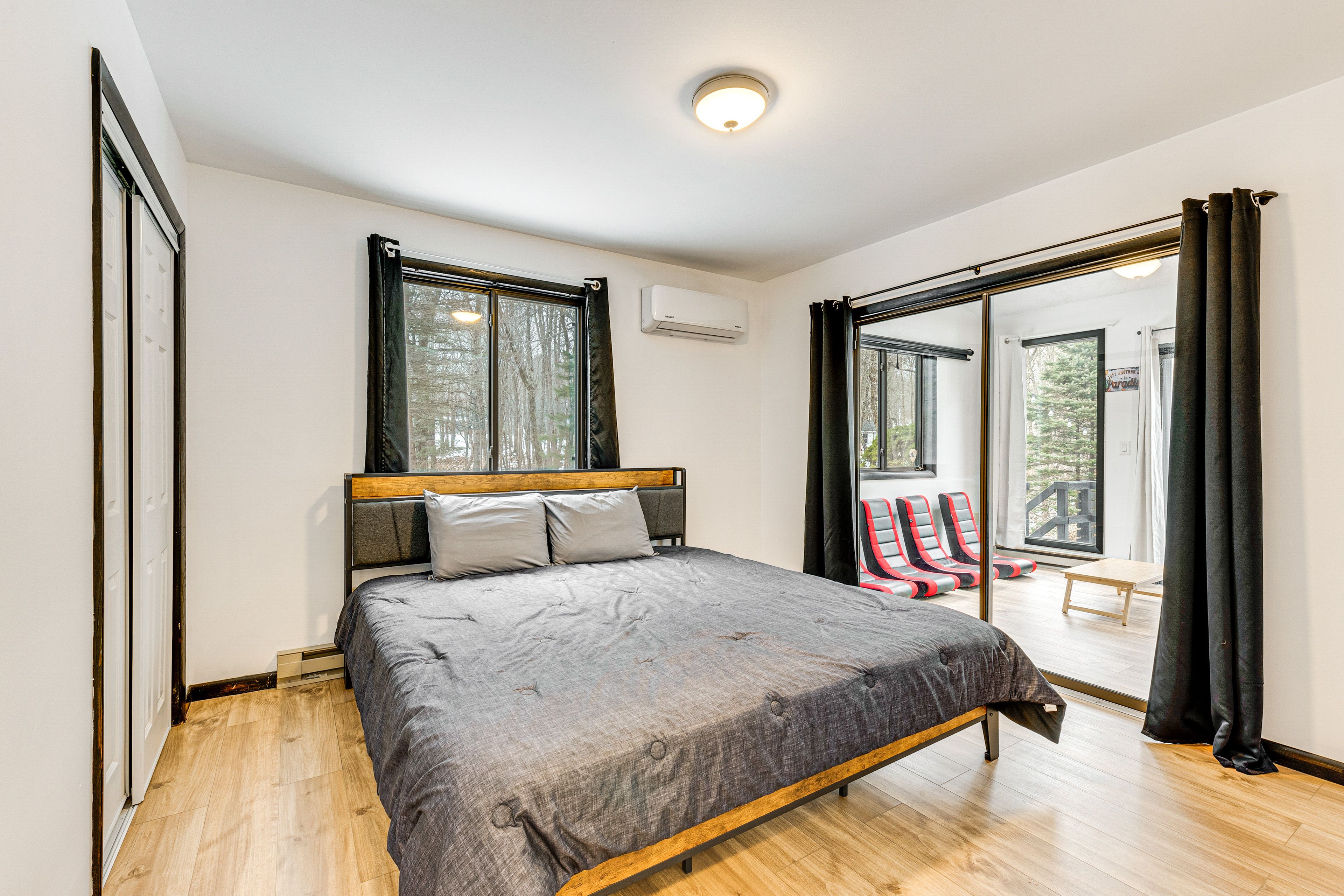 Bedroom 1 | 1st Floor | King Bed | Game Room Access