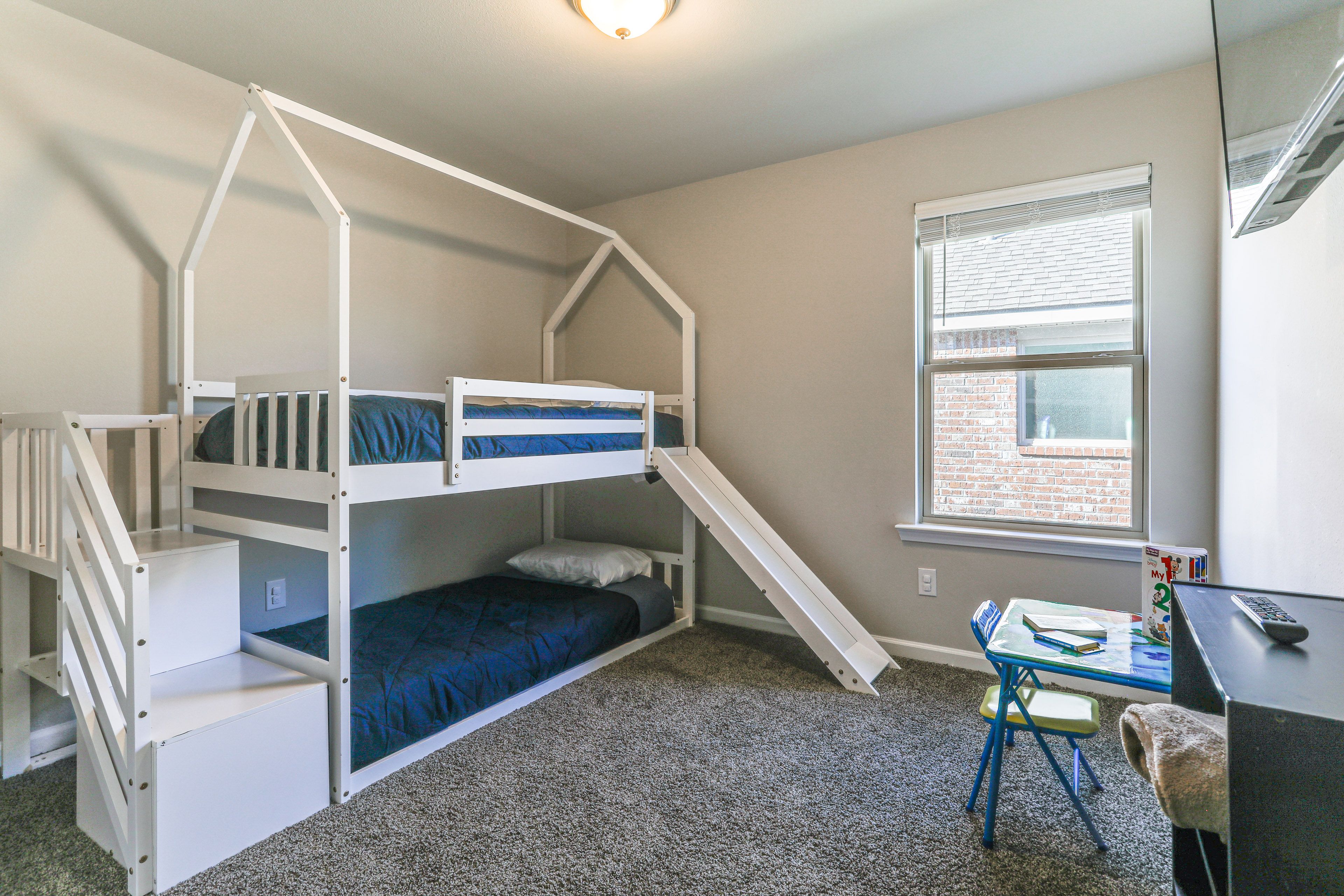 Bedroom 4 | Twin Bunk Bed (Suitable for Children Only)