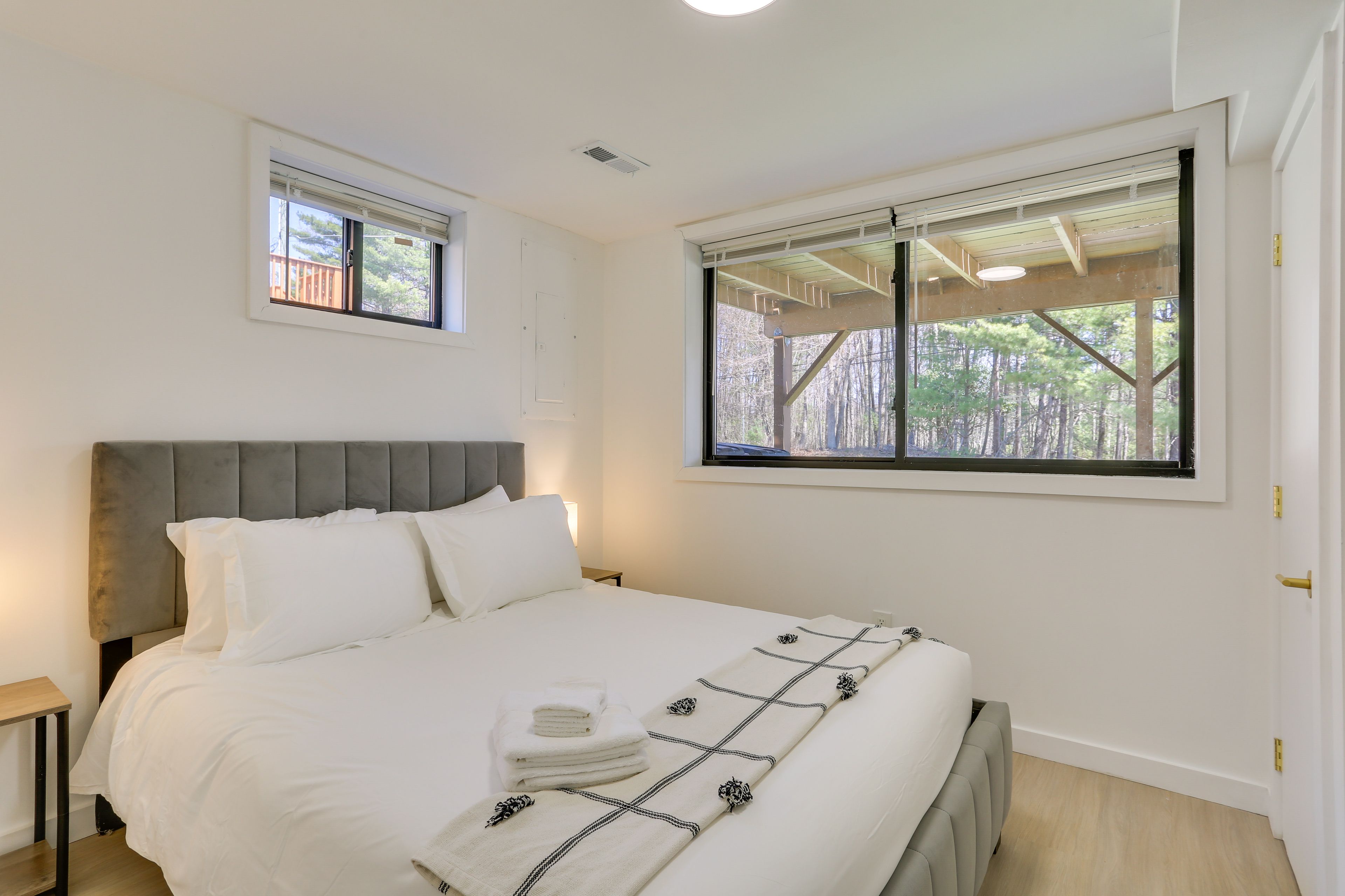 Bedroom 3 | Basement | Queen Bed