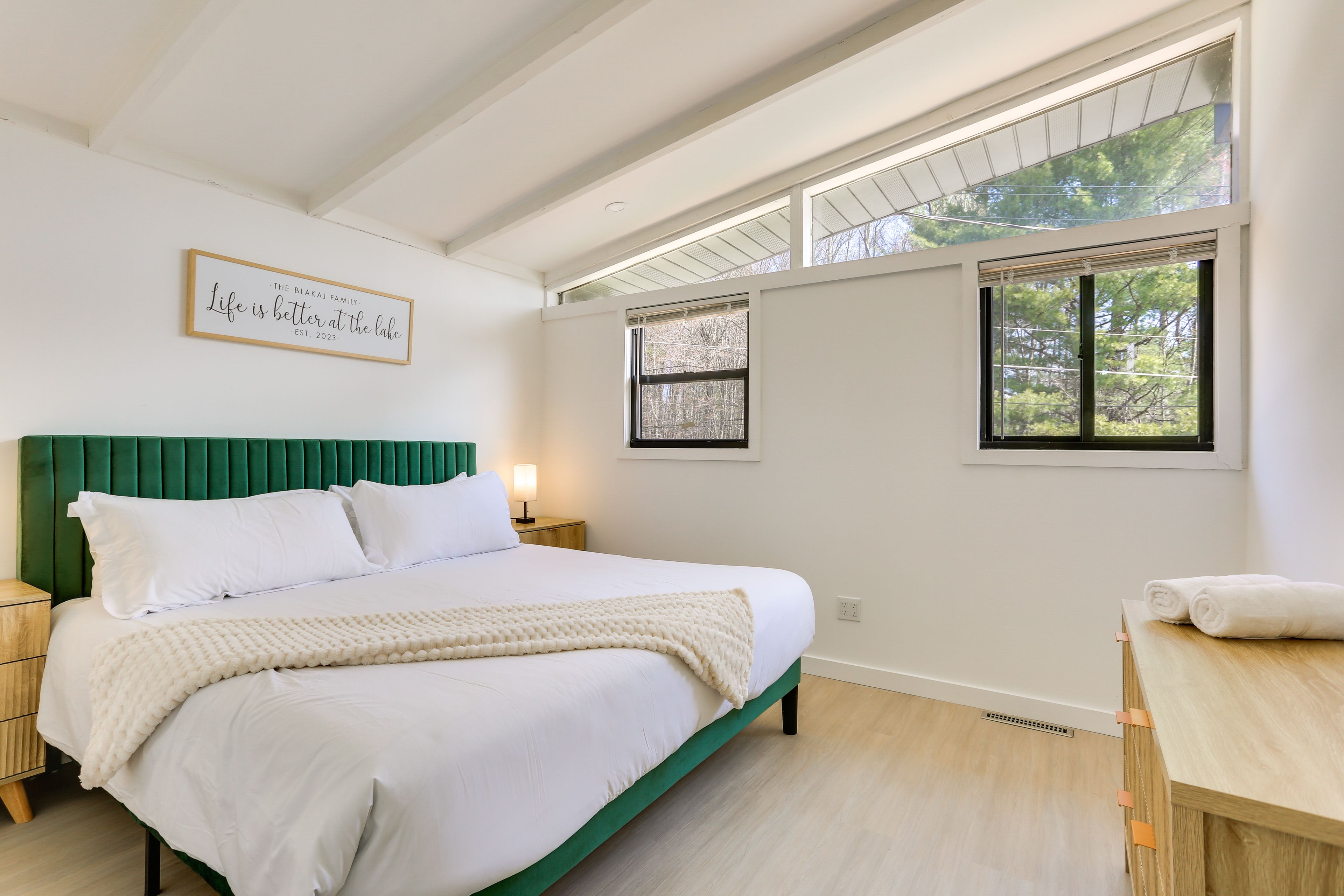Bedroom 1 | 1st Floor | King Bed | Linens Provided