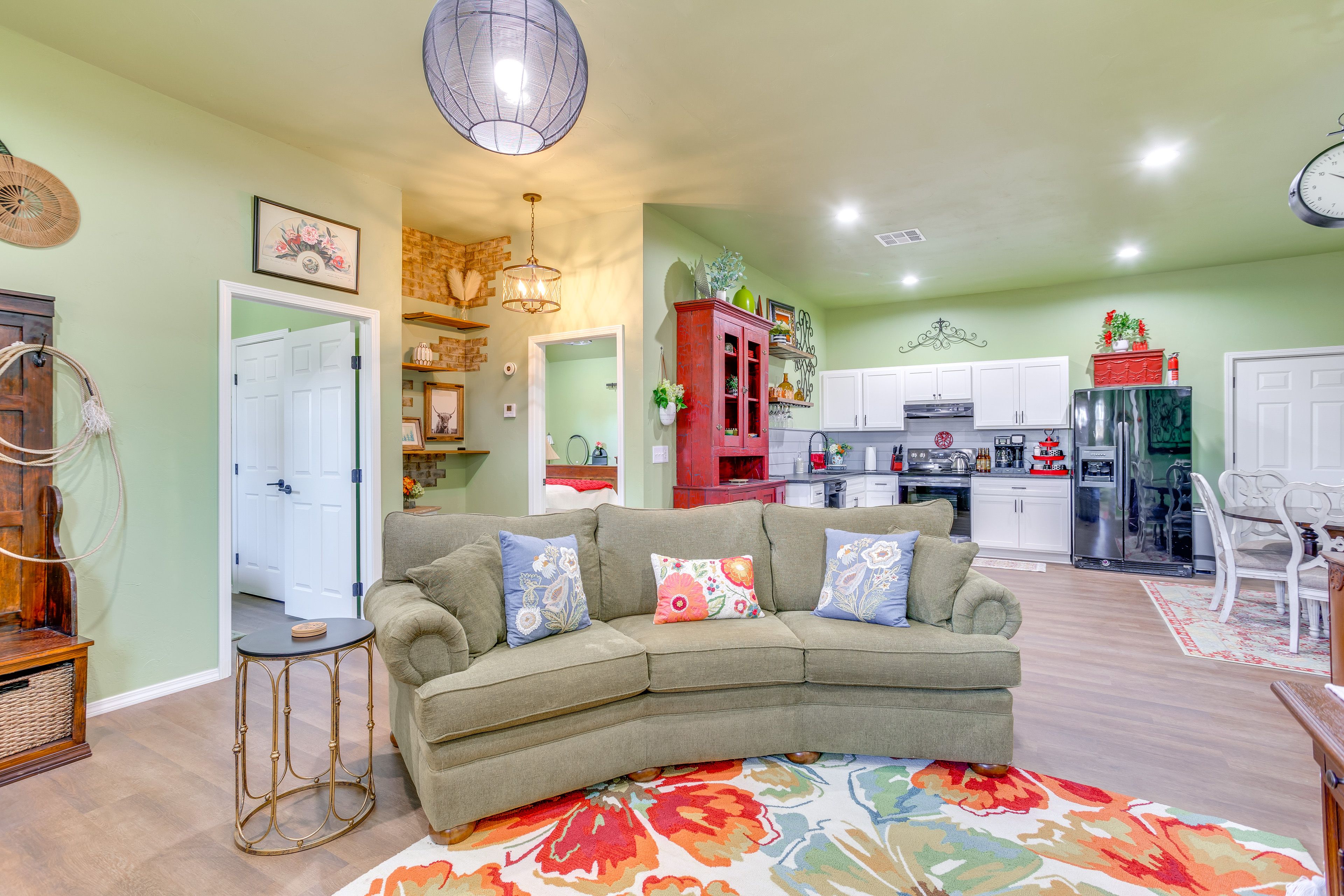 Guthrie Vacation Rental | 3BR | 2BA | 1 Step to Enter | 1,200 Sq Ft