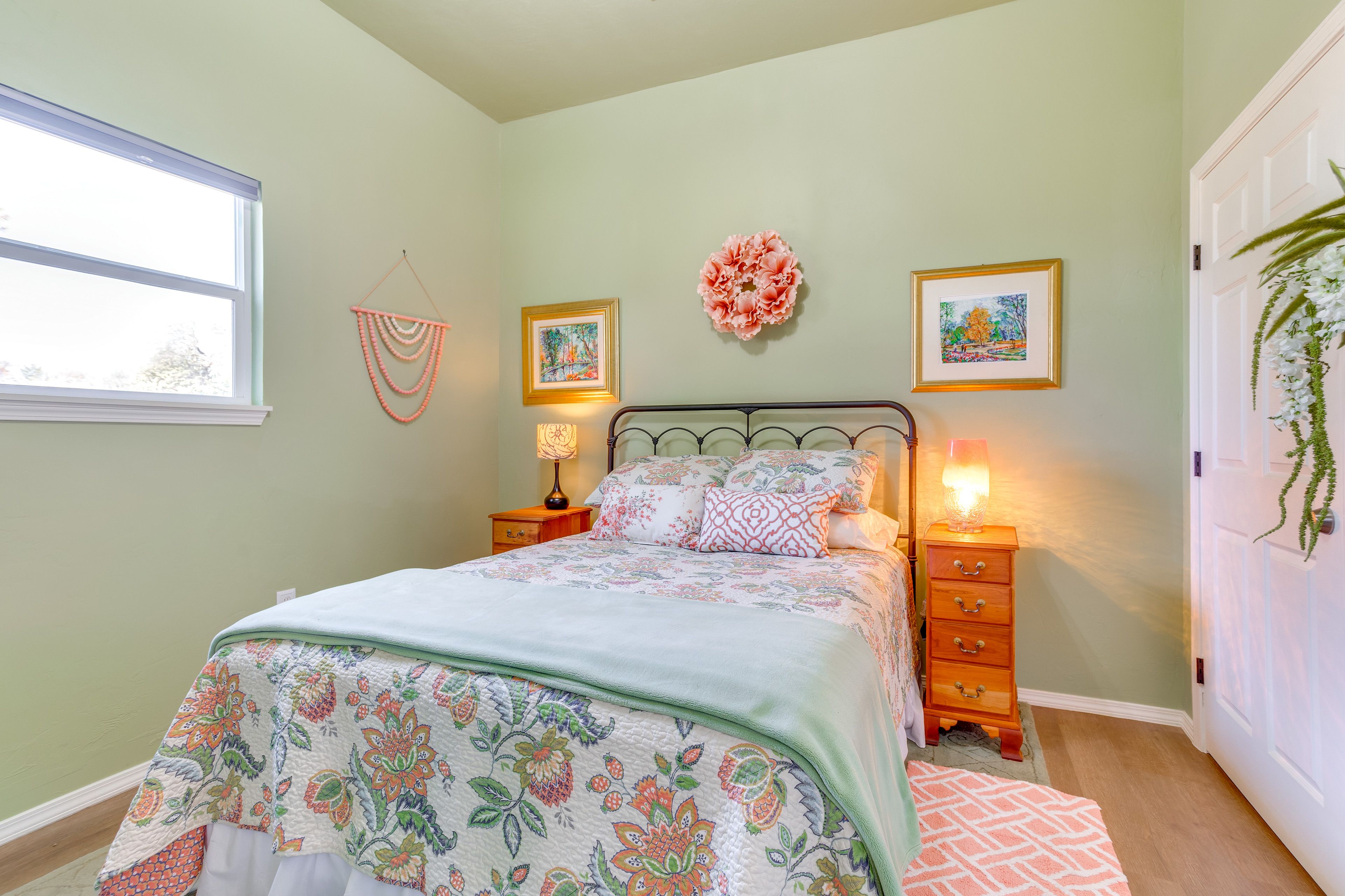 Bedroom 2 | Queen Bed | Linens Provided