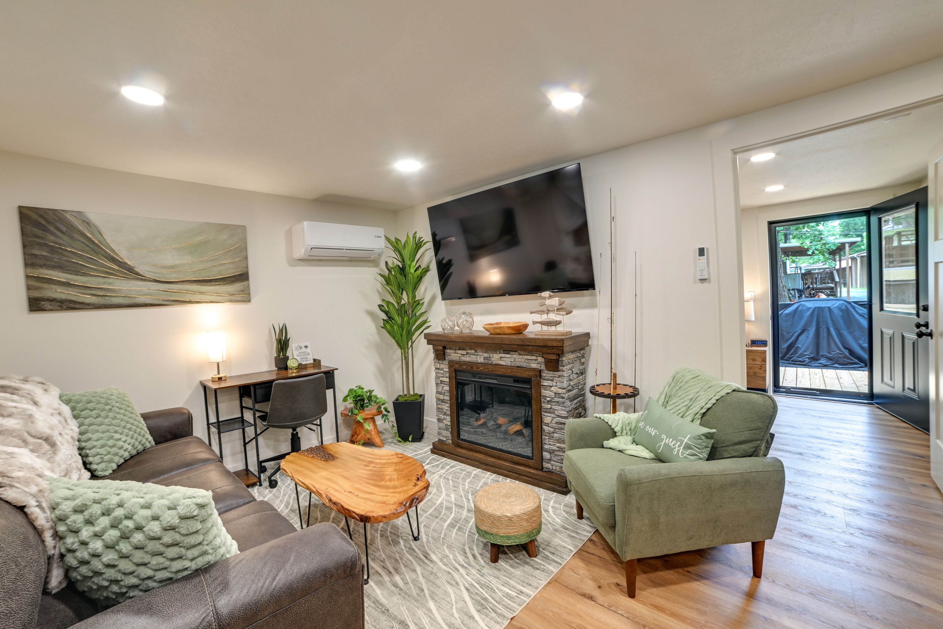 Living Room | Full Sleeper Sofa