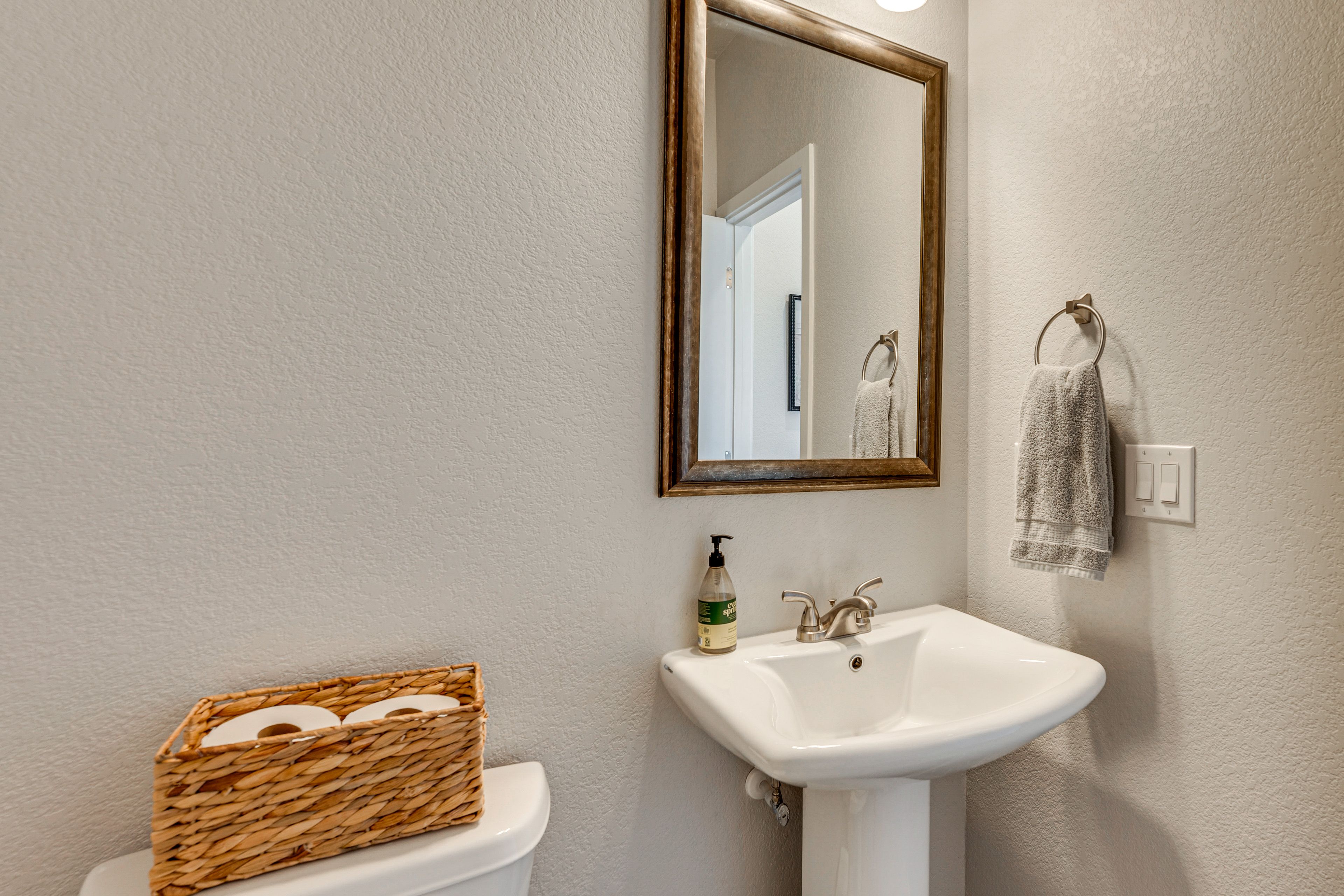 Half Bathroom | 1st Floor
