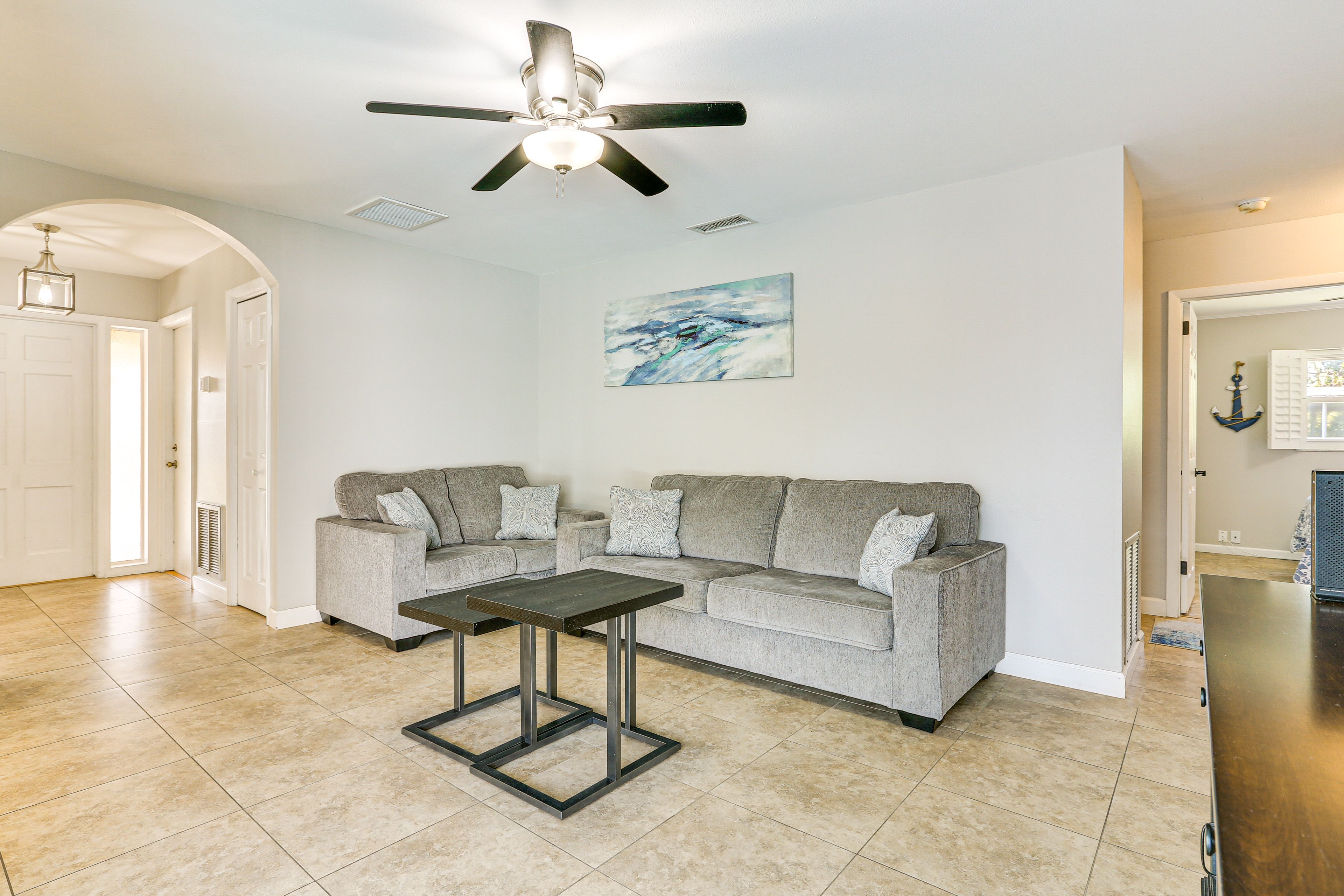 Family Room | Smart TV