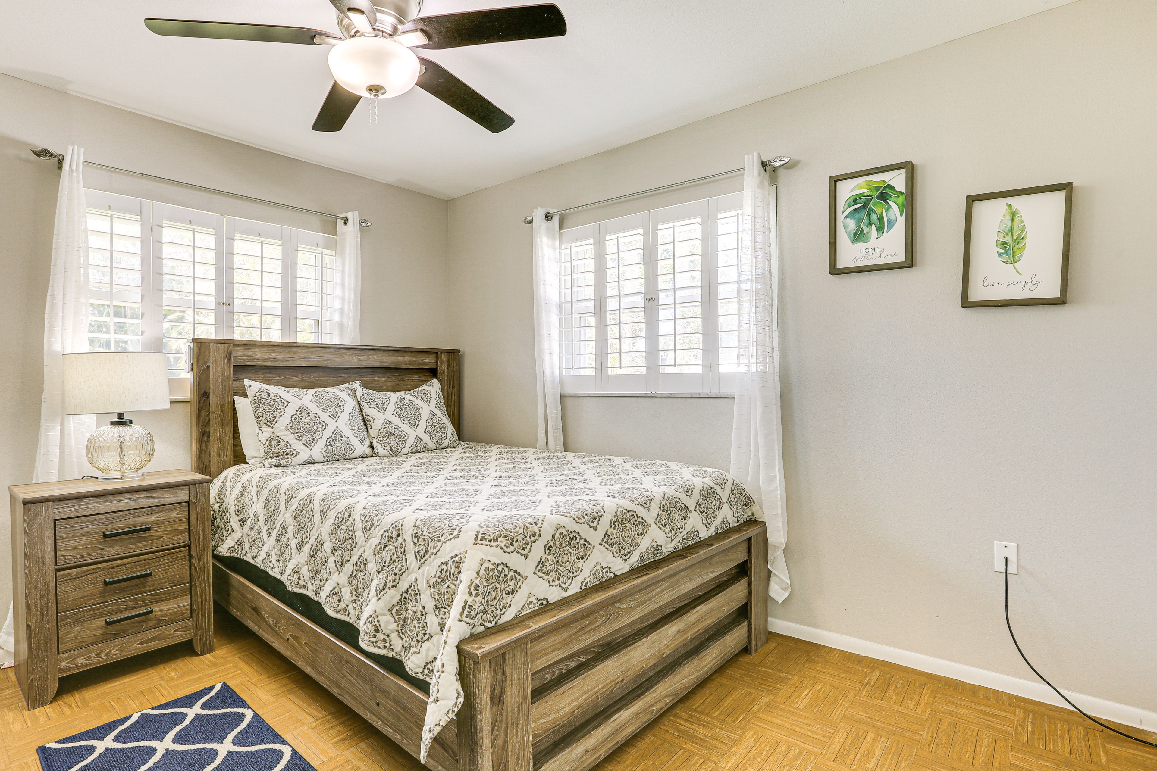 Bedroom 3 | Queen Bed