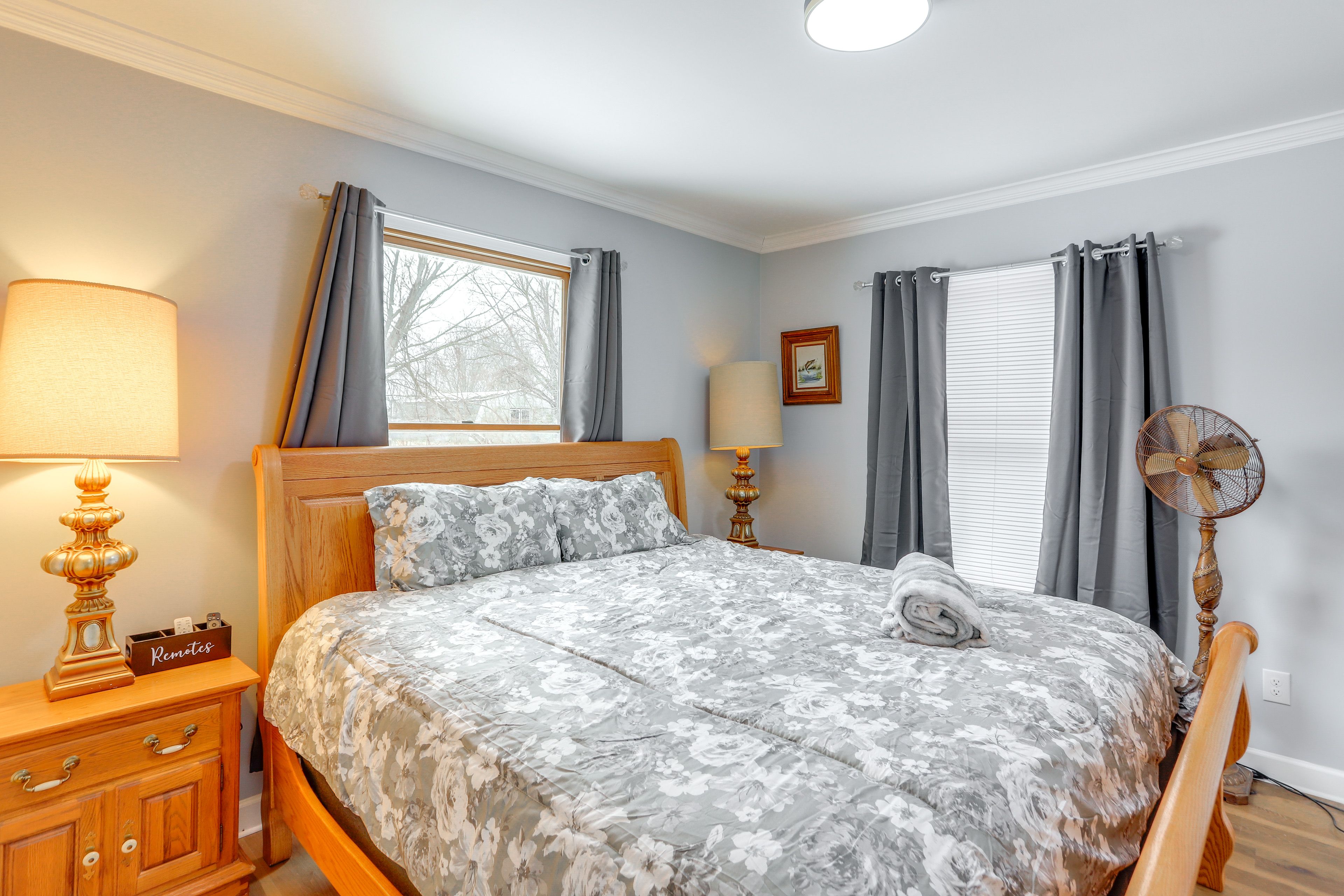 Bedroom 1 | King Bed | 1st Floor