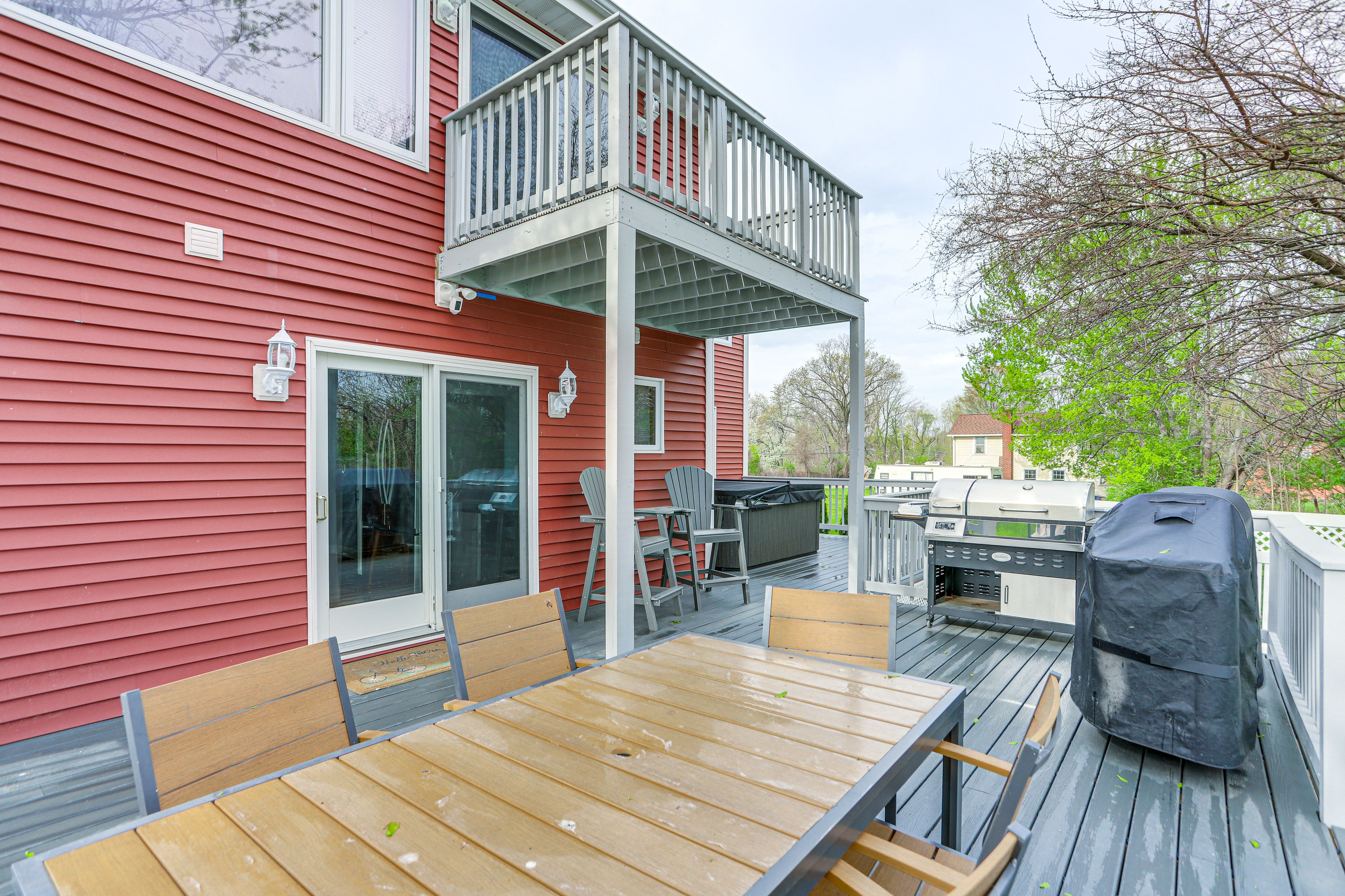 Furnished Deck | Outdoor Dining | Gas Grill