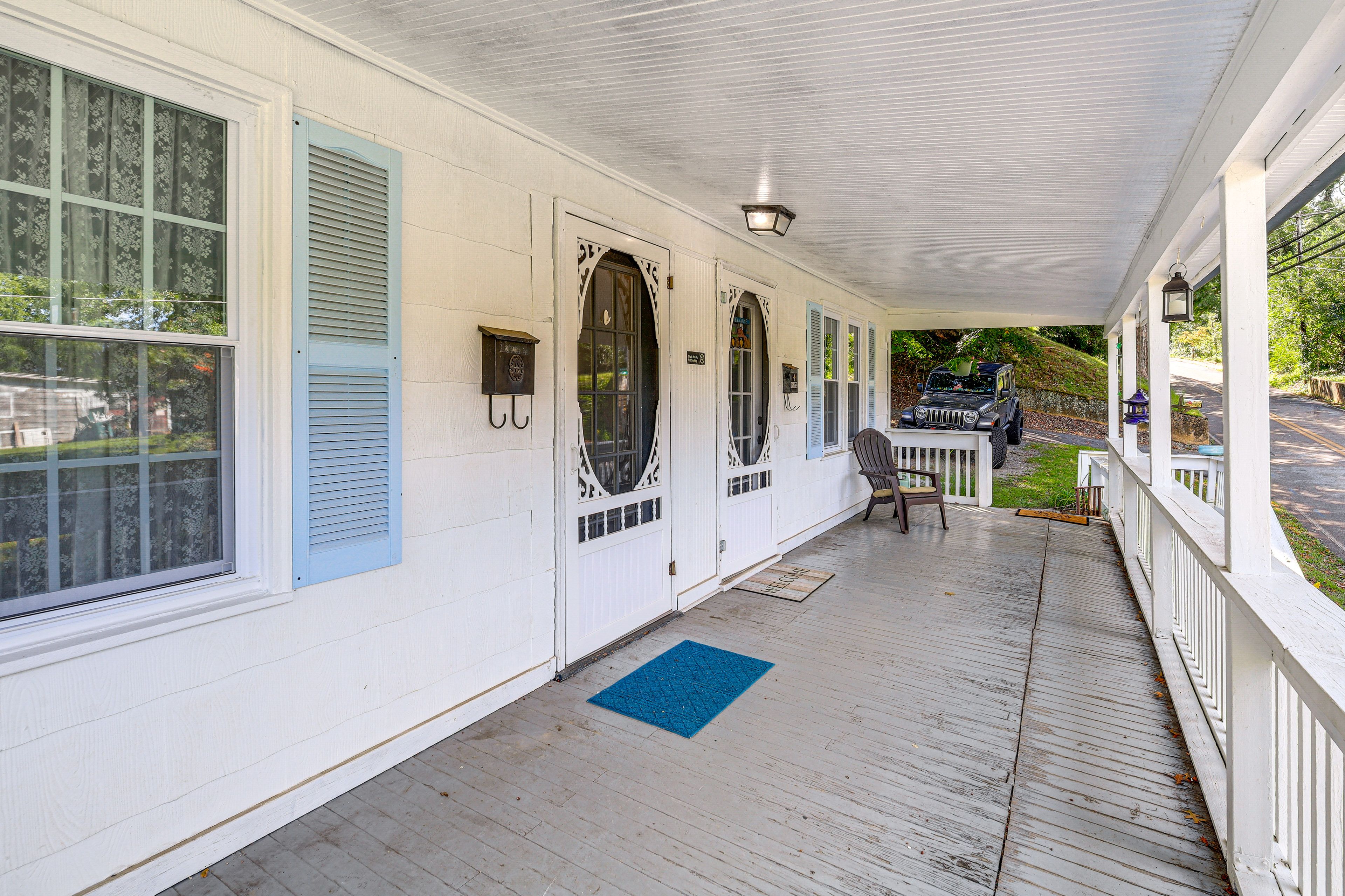 Unit Entry | Semi-Private Covered Porch