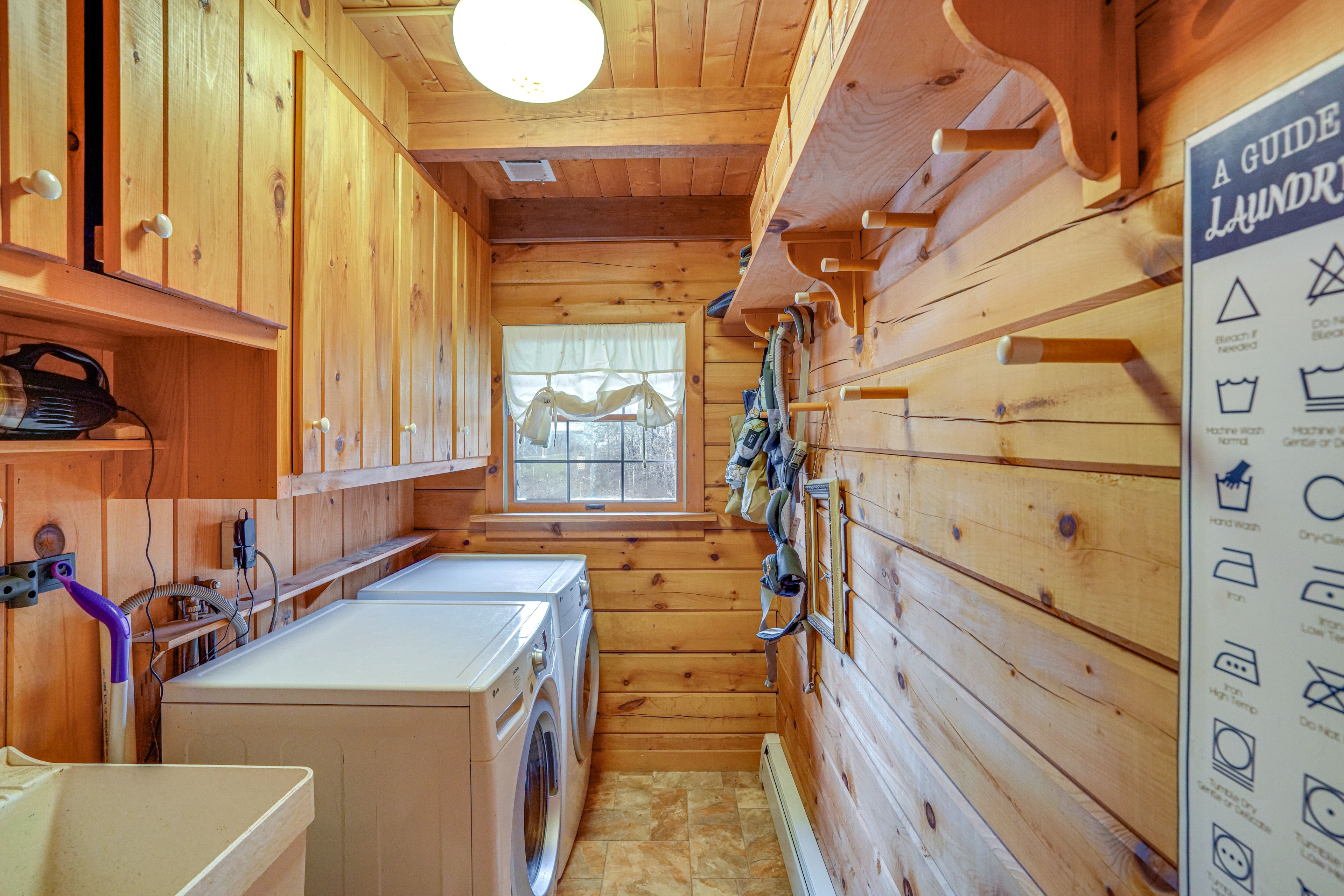 Laundry | 1st Floor