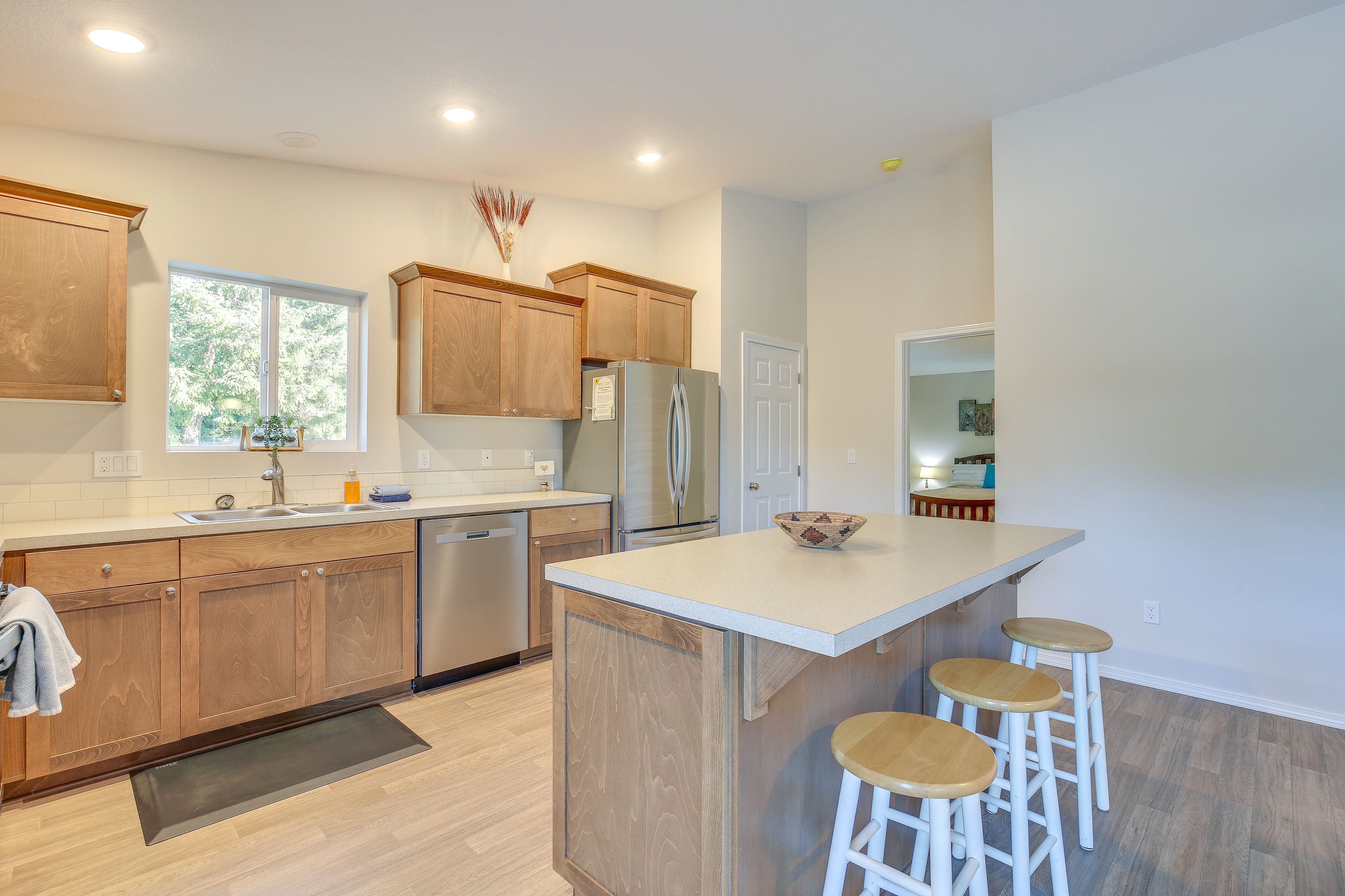 Fully Stocked Kitchen