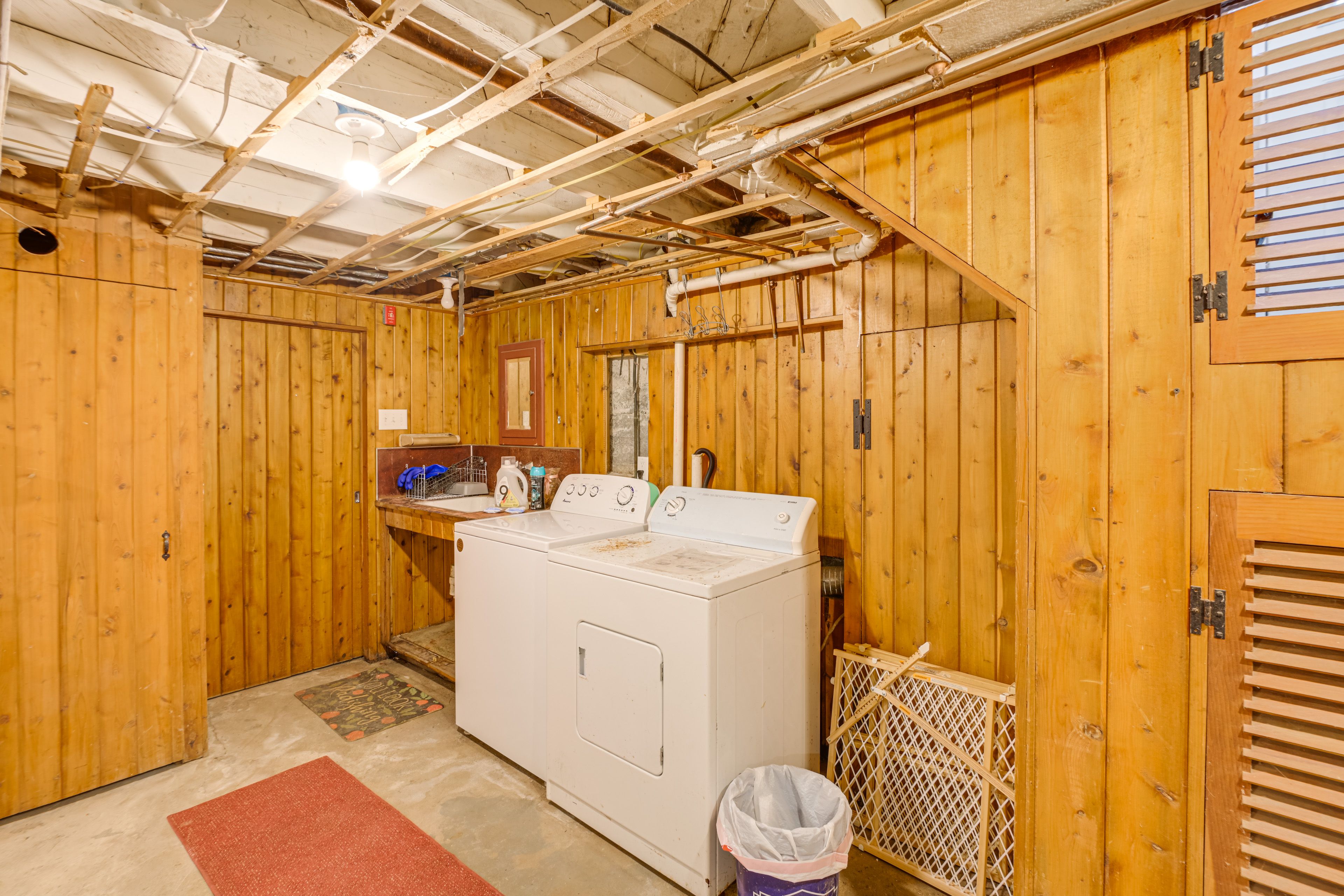 Laundry Room | Basement Level