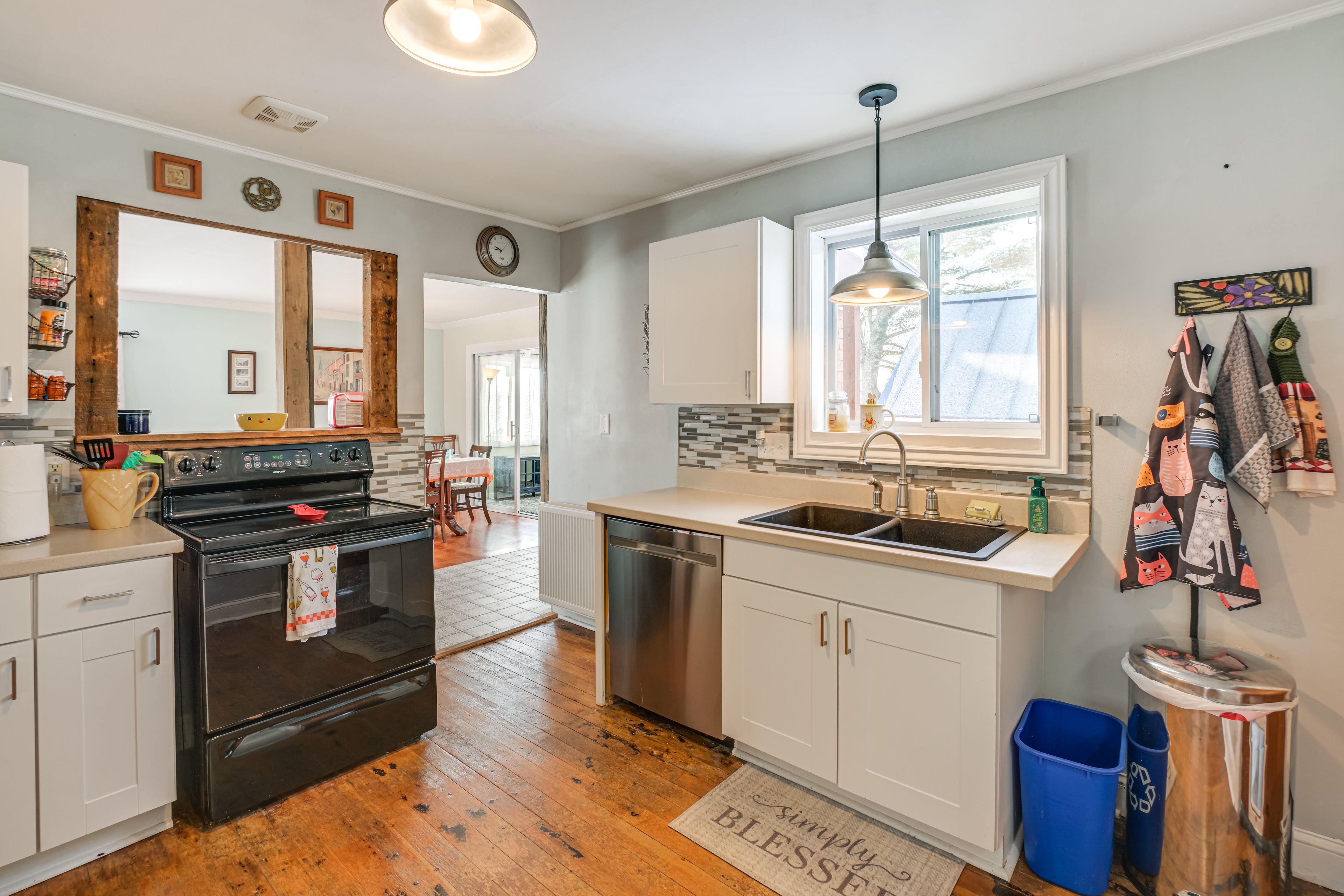 Kitchen | Drip Coffee Maker | Toaster | Main Level