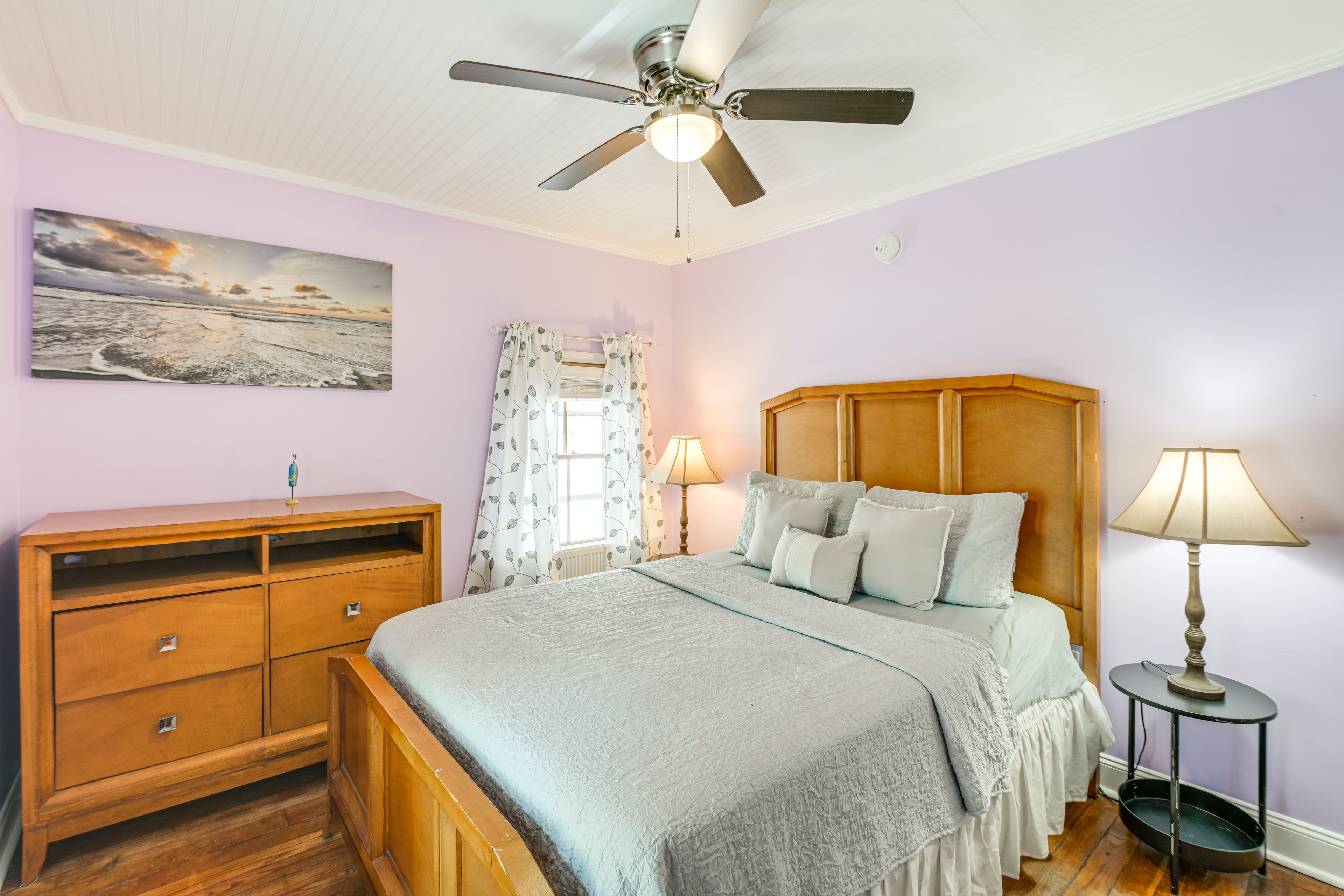 Bedroom 1 | Queen Bed | Linens Provided | Main Level